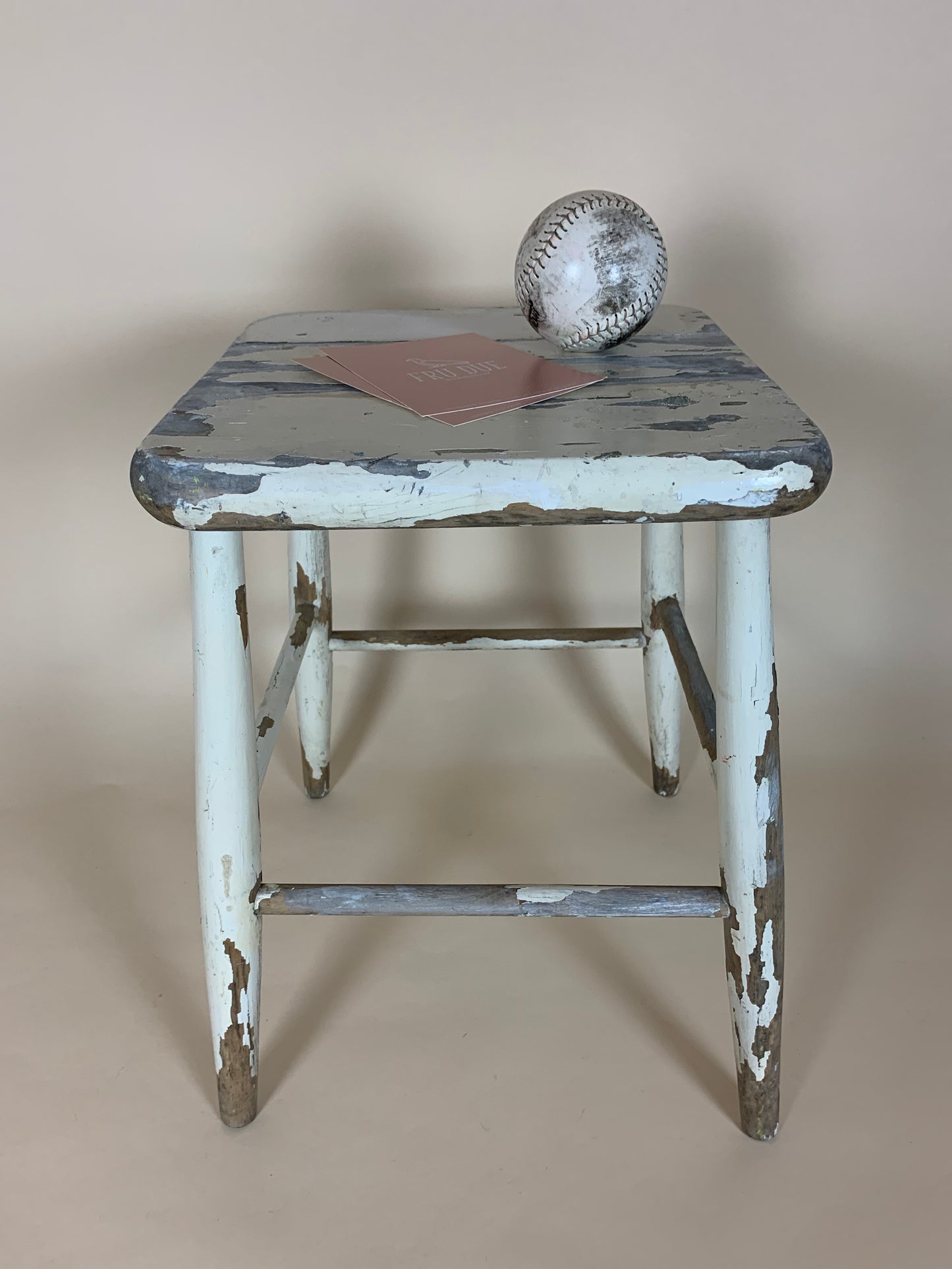 Pallen med mycket patina