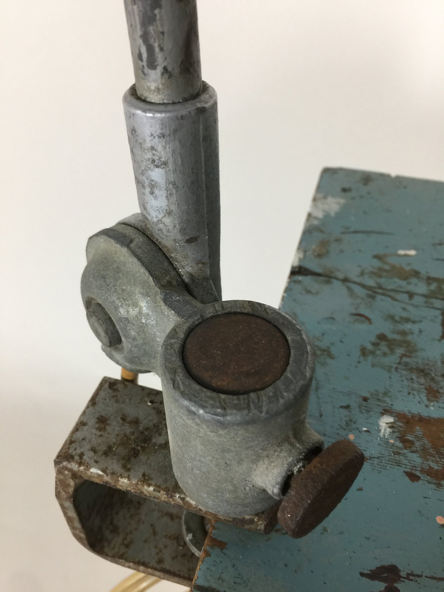 Fin industriarkitektlampa