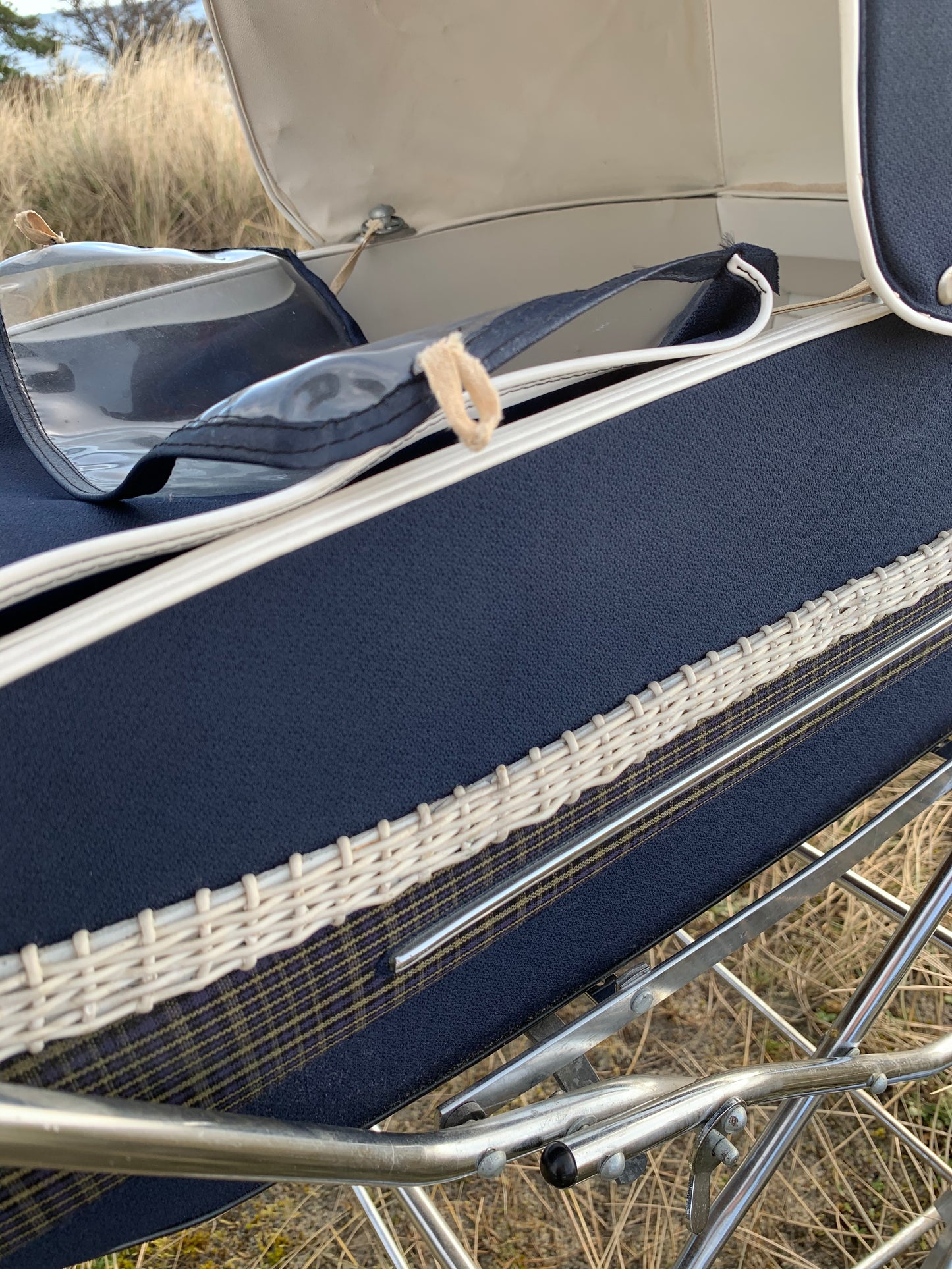 Dockvagn med shoppingnät