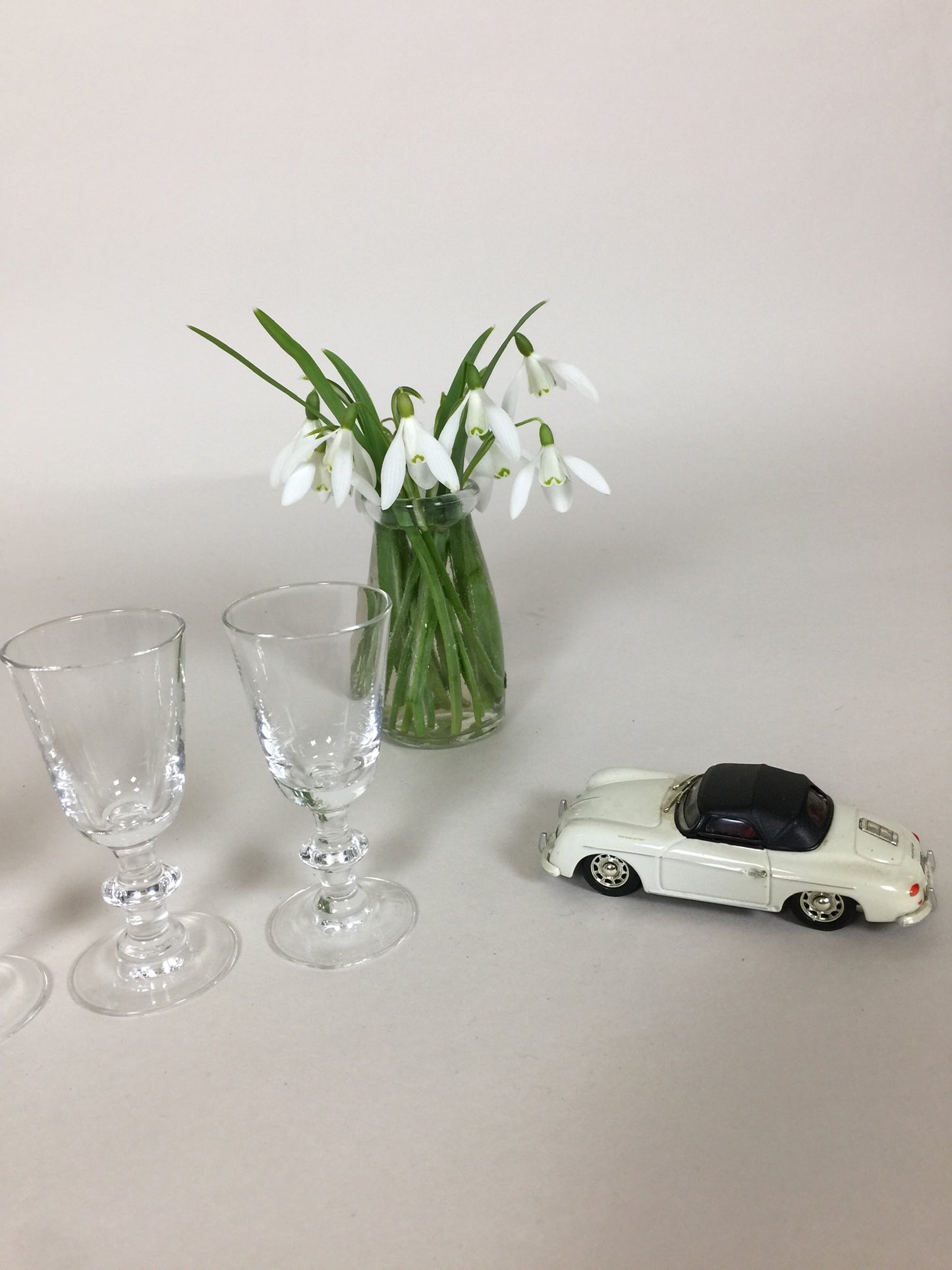 Små vackra glas (4 st säljs tillsammans)