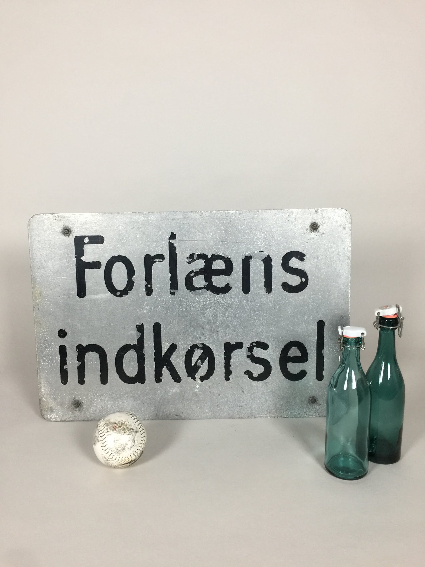 Roligt och grovt tecken