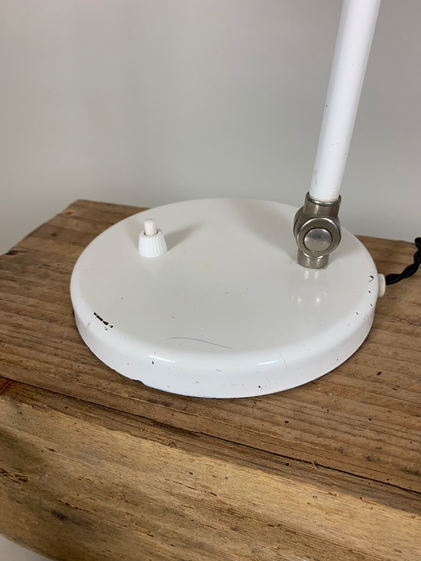 Vintage lampa - Vit