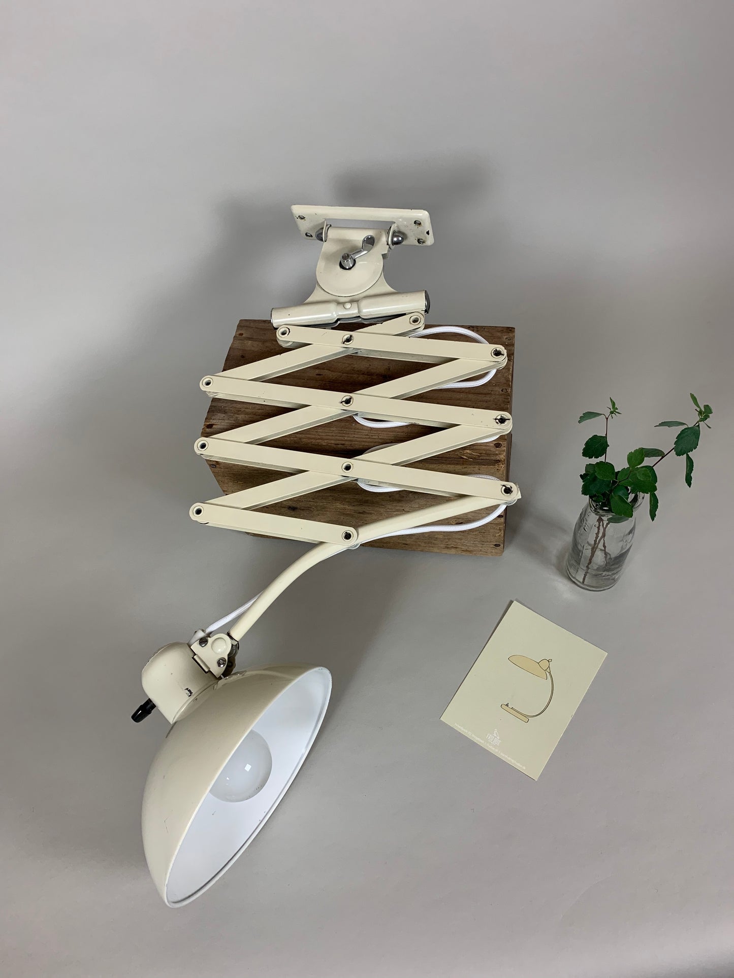 Kaiser Idell 6614 saxlampa - Den stora versionen