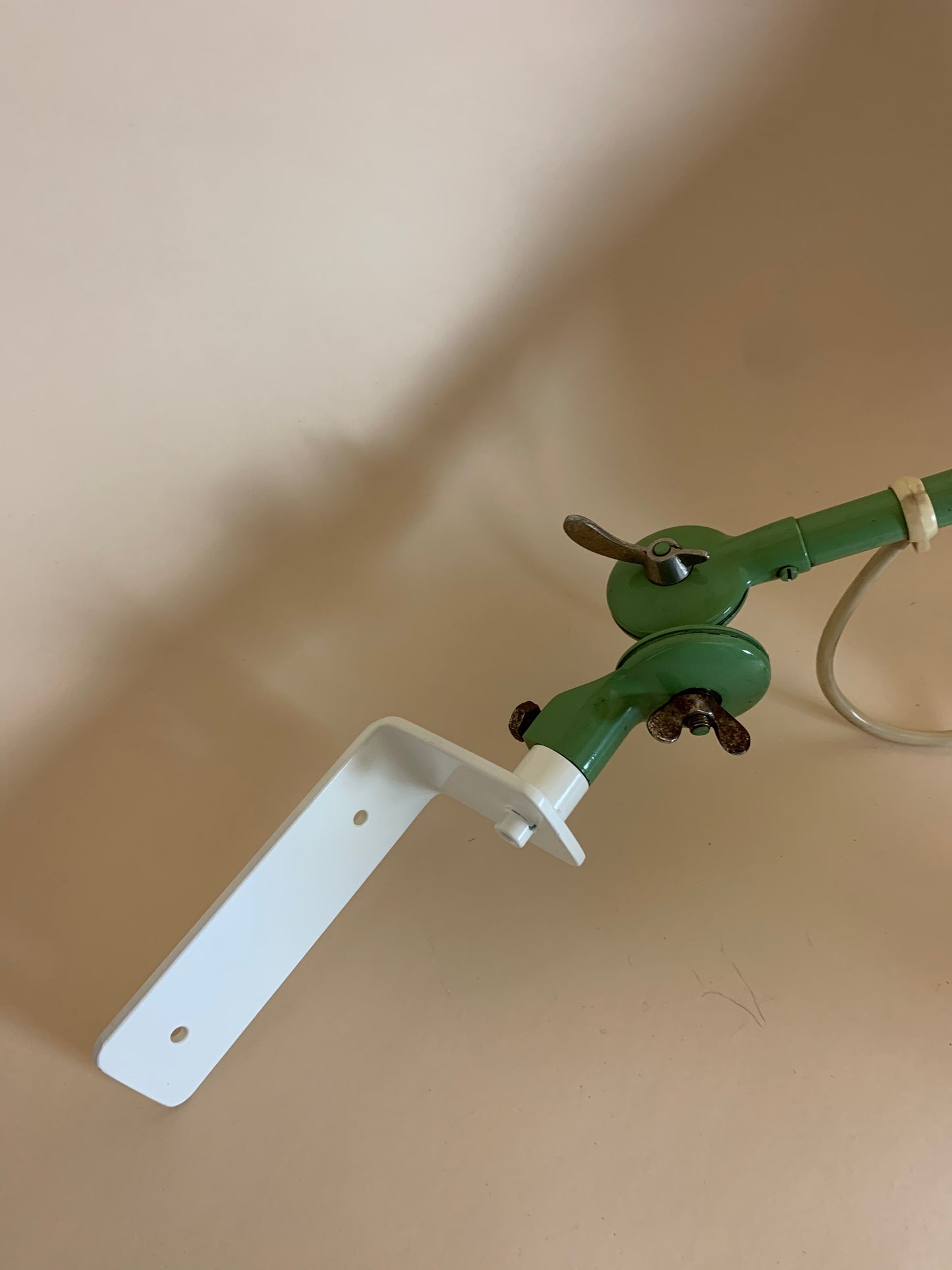 Christian Dell designade teleskopisk vägglampa arkitektlampa ISIS