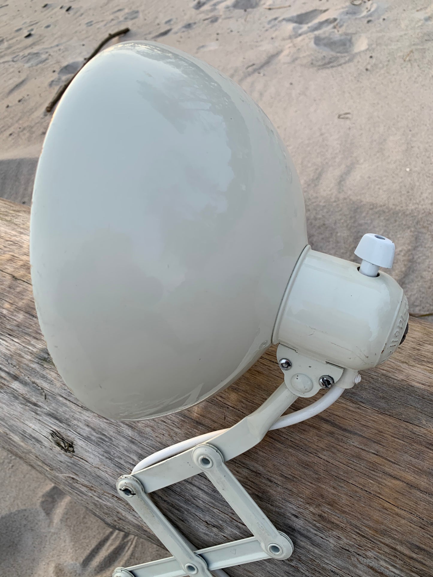 Kaiser Idell 6718 saxlampa - Vit