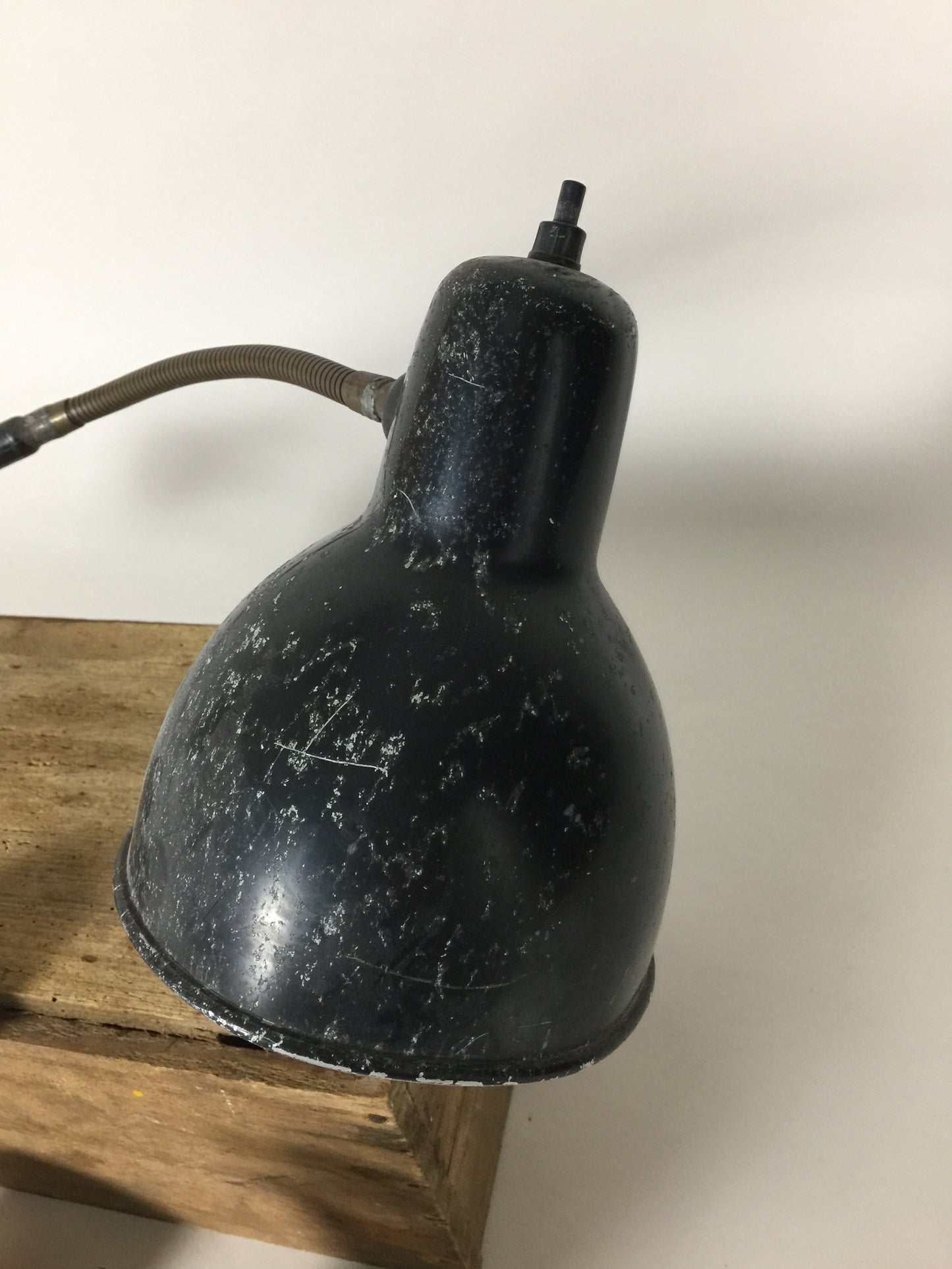 Vacker och ovanlig vägglampa