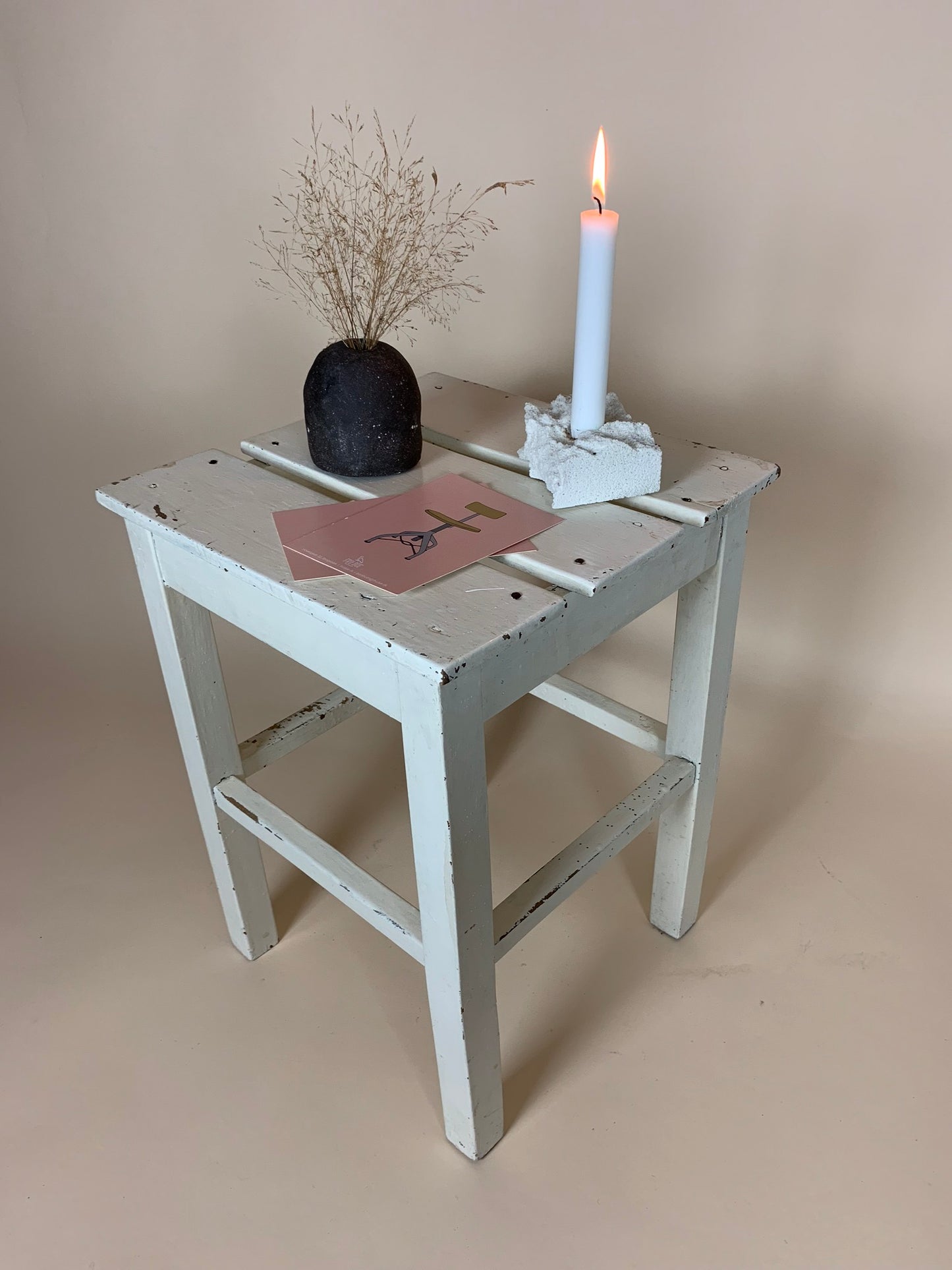 Gammal pall med fin patina