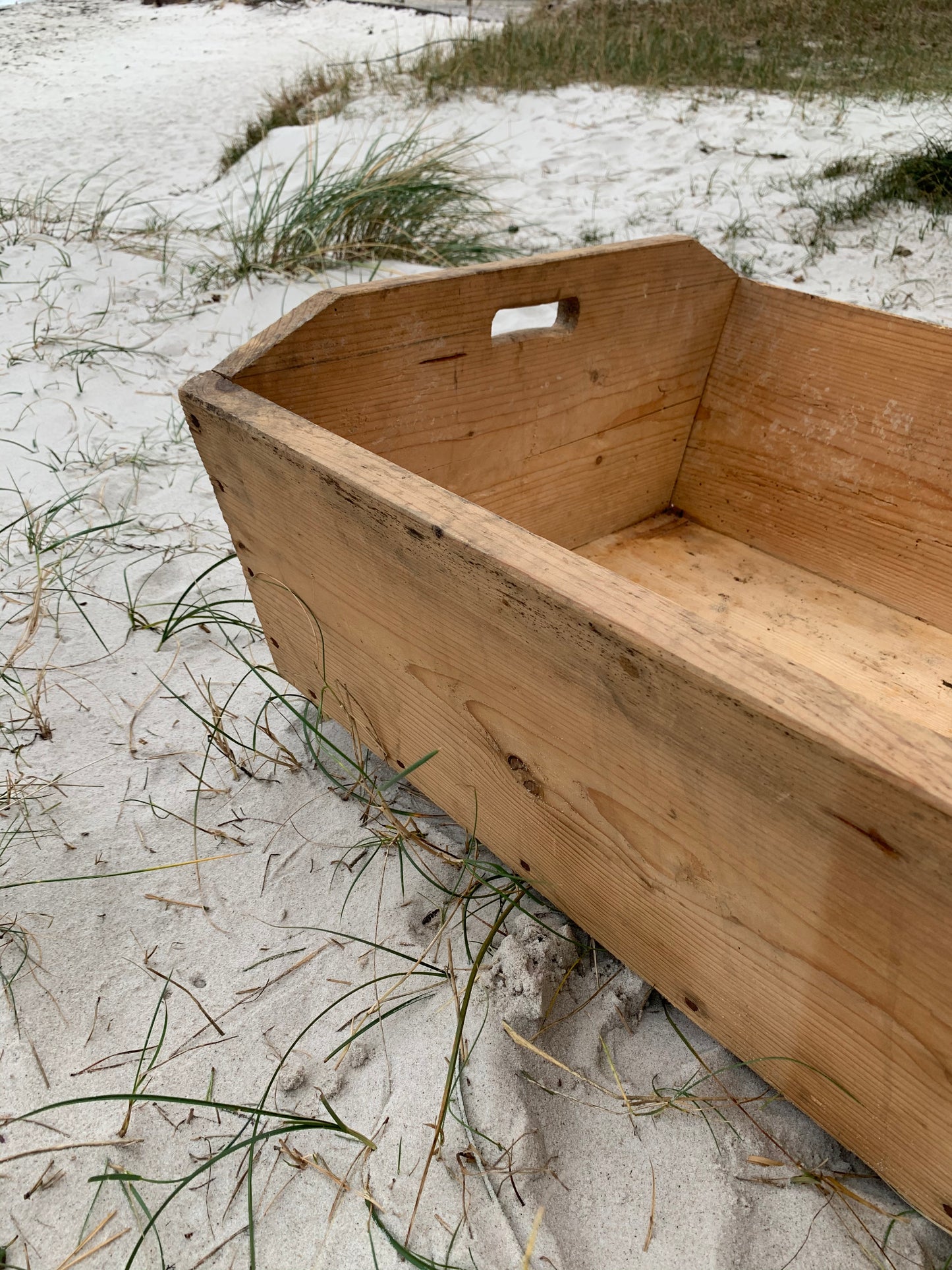 Stor trälåda med handtag