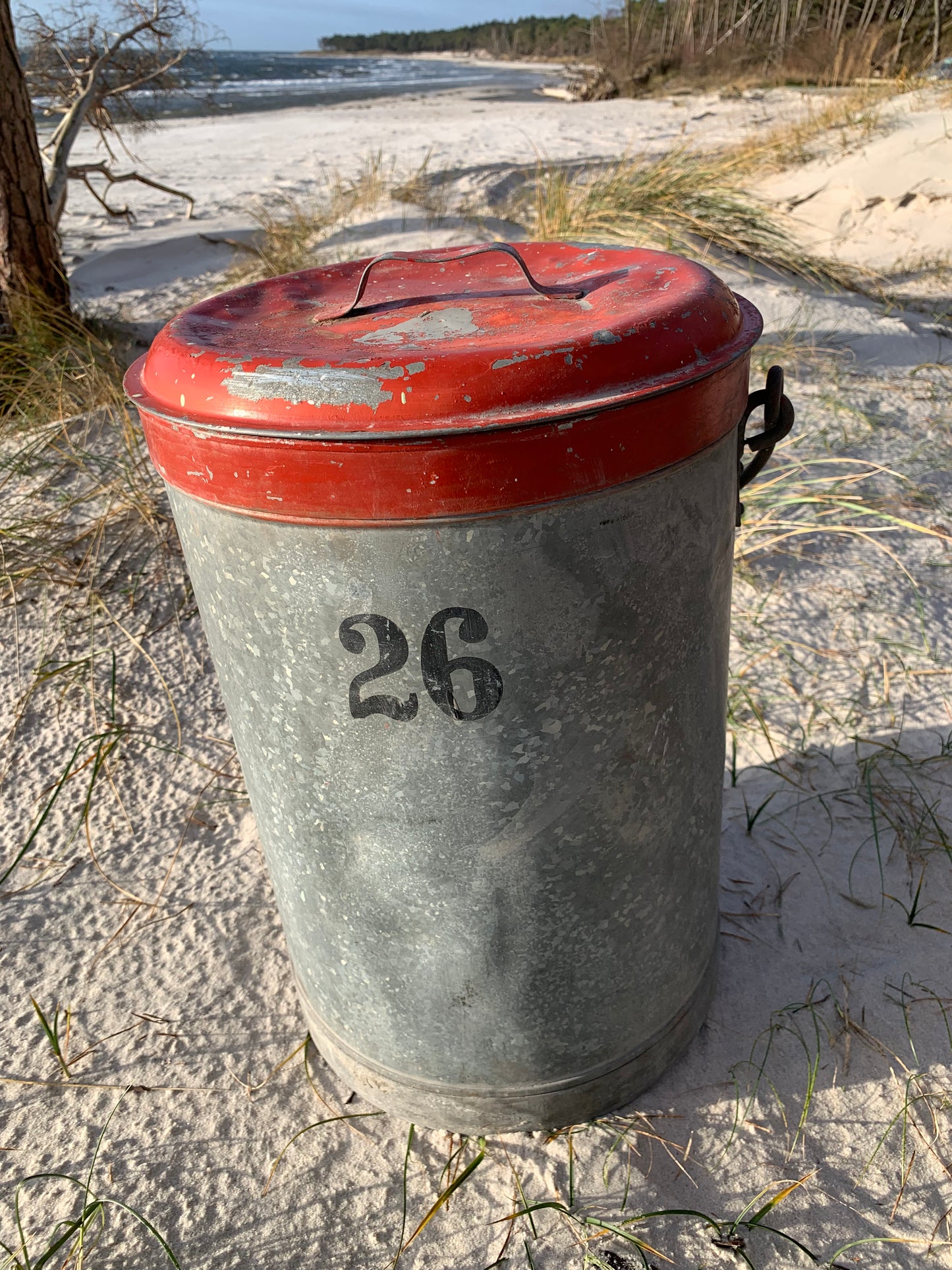 Dekorativ eldhink med lock - nr. 26