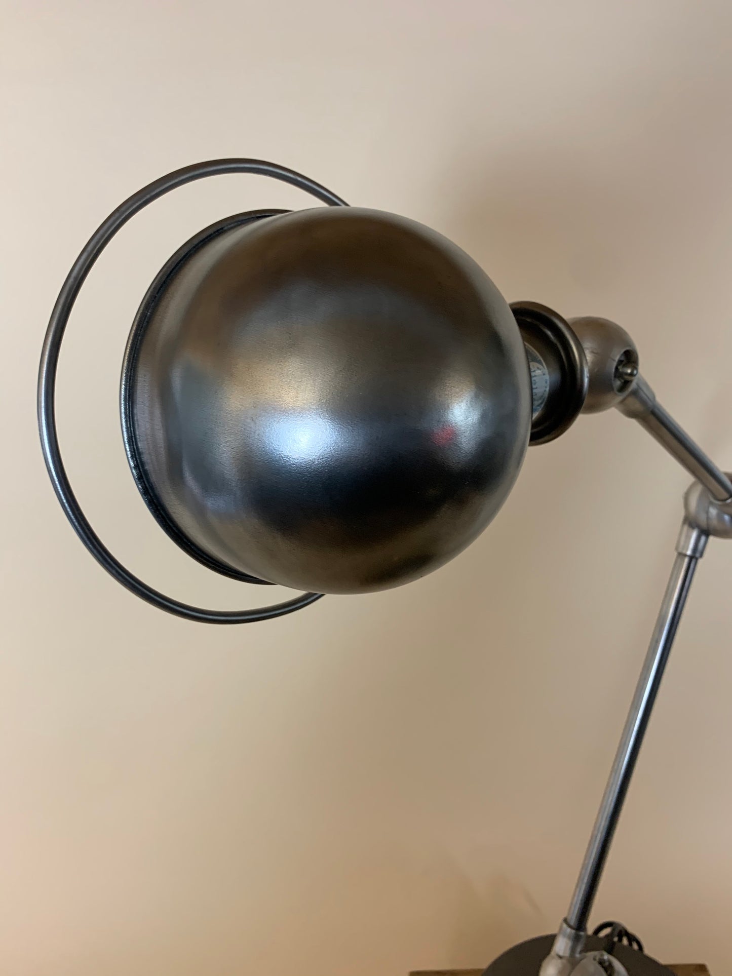 Jieldé bordslampa med två armben och strömbrytare