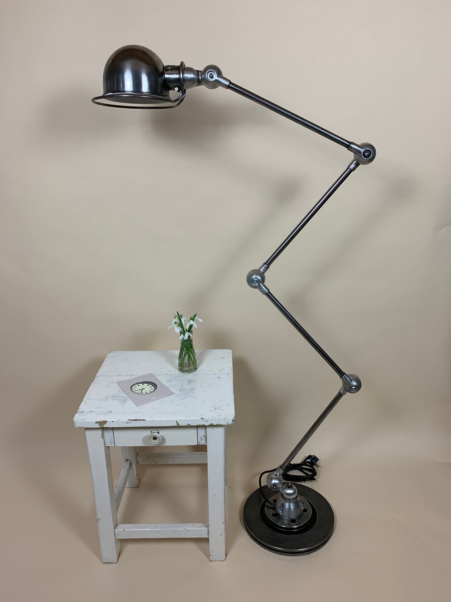 Vacker Jieldé golvlampa med 4 armar