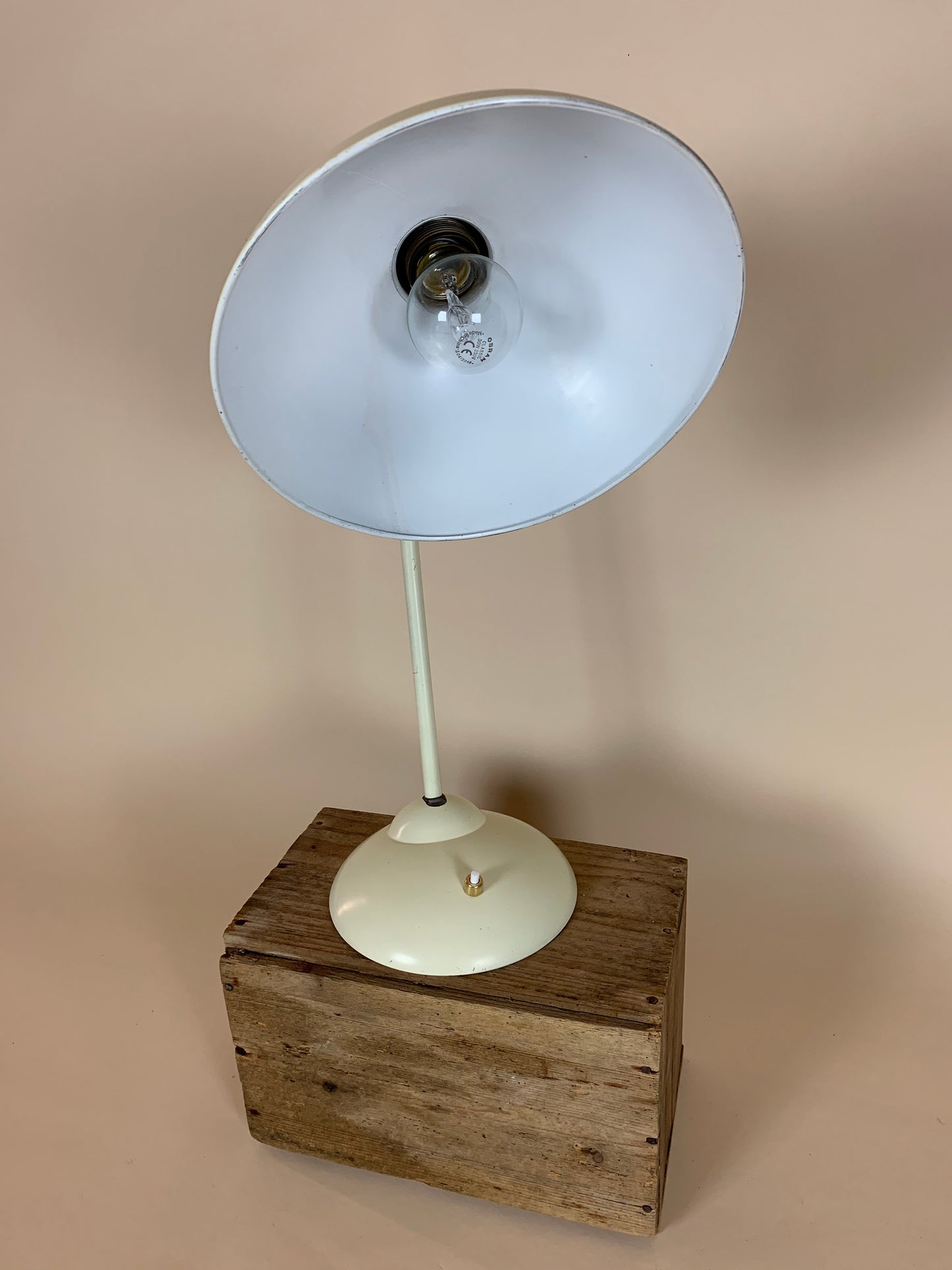 Vintage lampa - Vit