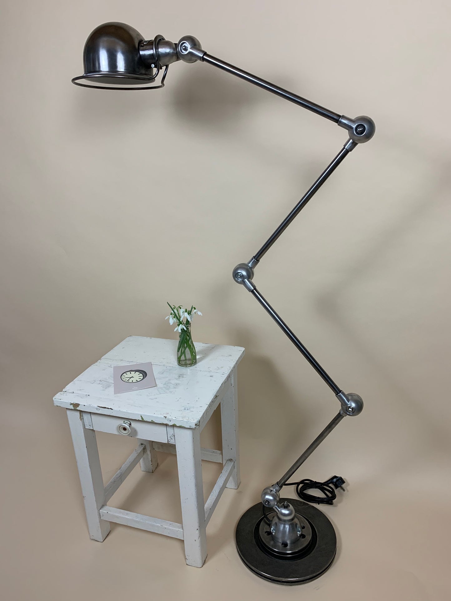 Vacker Jieldé golvlampa med 4 armar