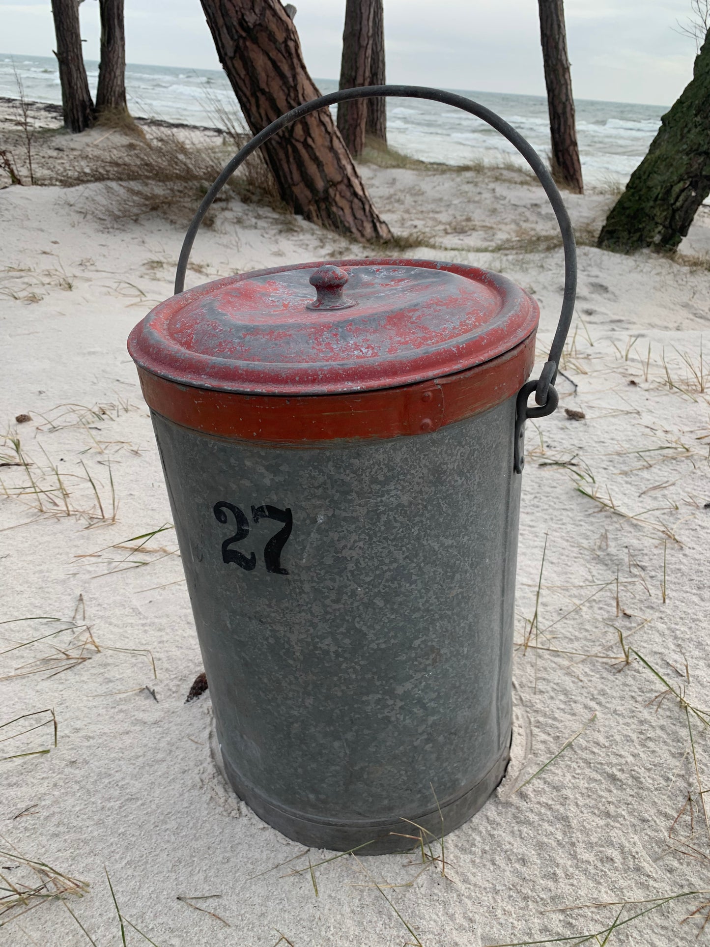 Dekorativ eldhink med lock - nr. 27