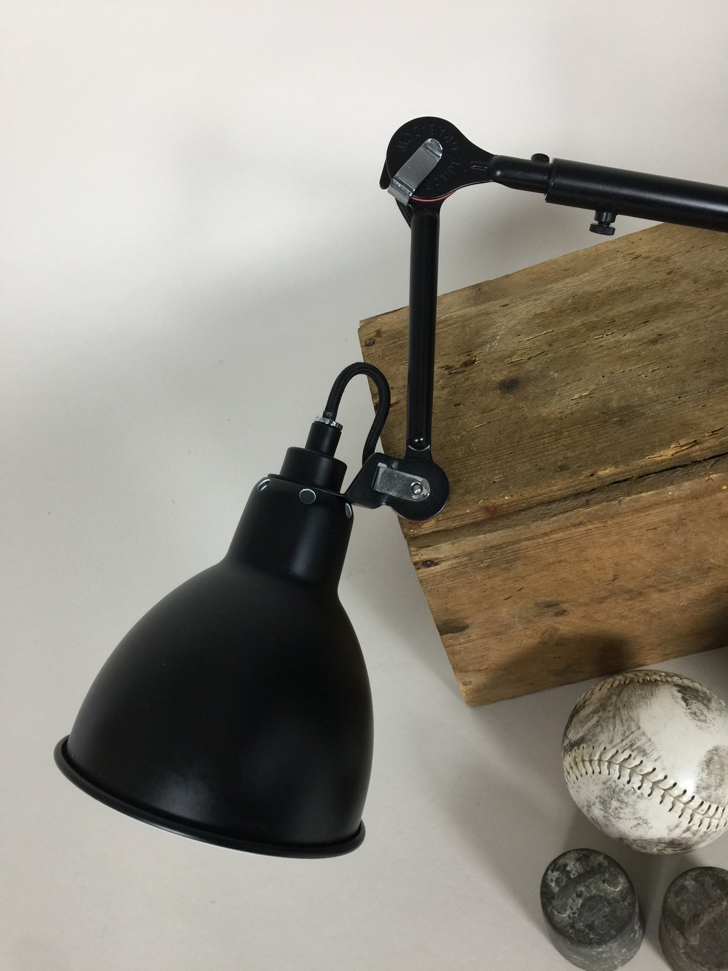 Lampe Gras vackert och distinkt