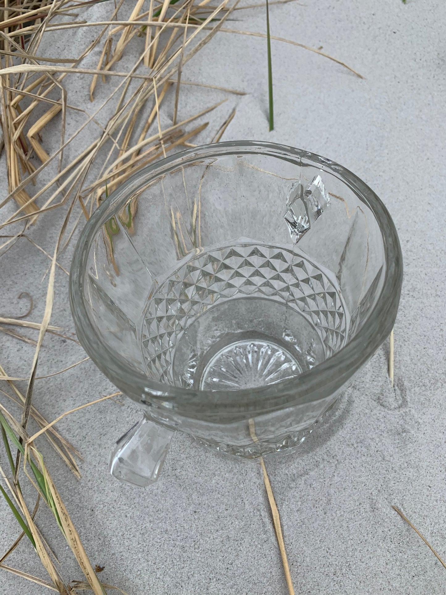 Ishink av glas med mönster