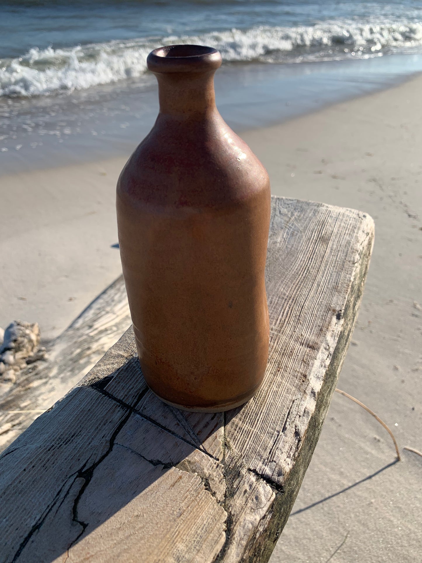 Keramikvas med rolig design