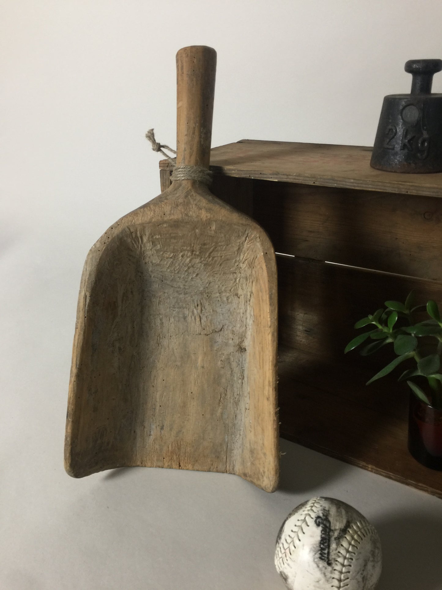 Träslev med vacker patina