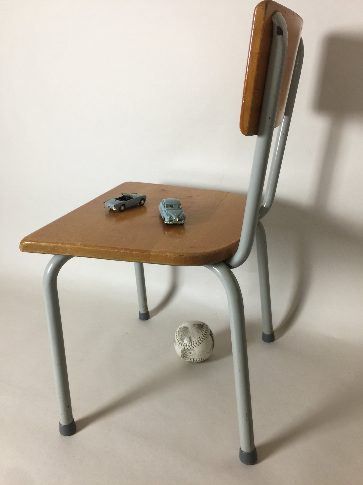 Vacker industribarnstol