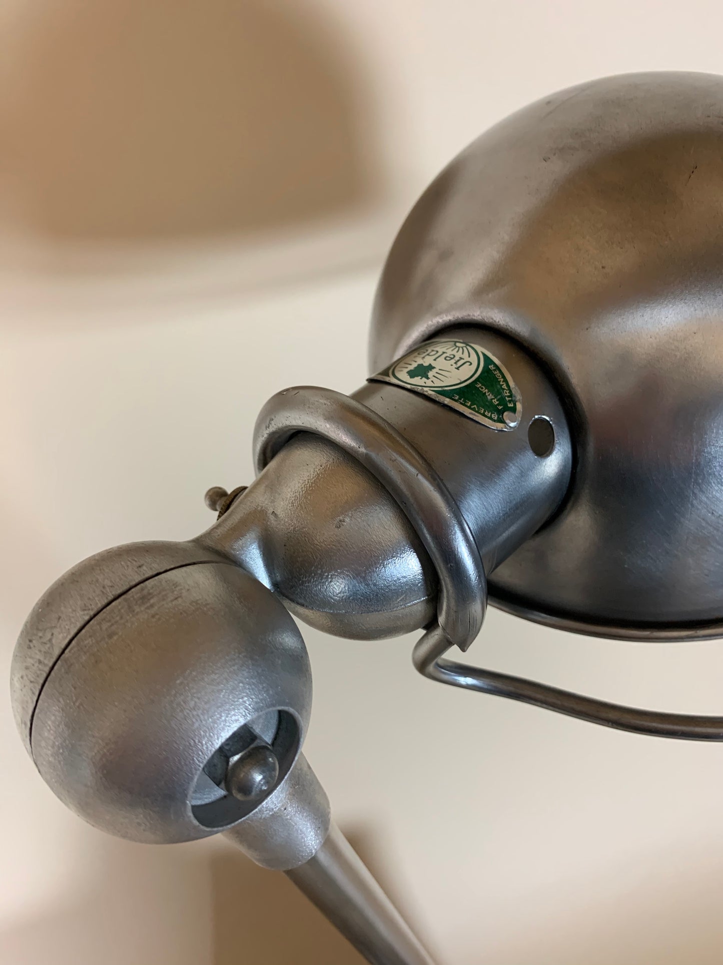 Jieldé lampa med arm och fin fot