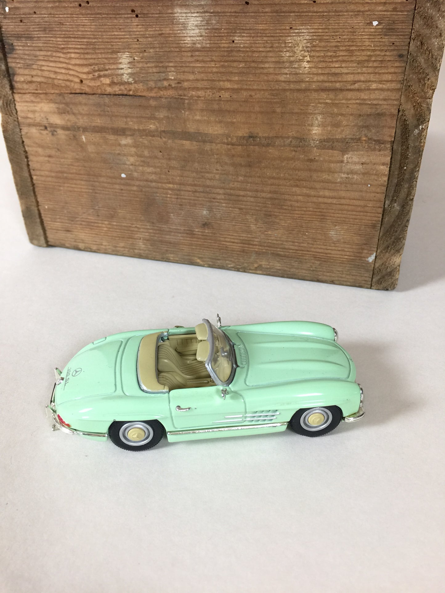 Fin Mercedes 300 Corgi modellbil