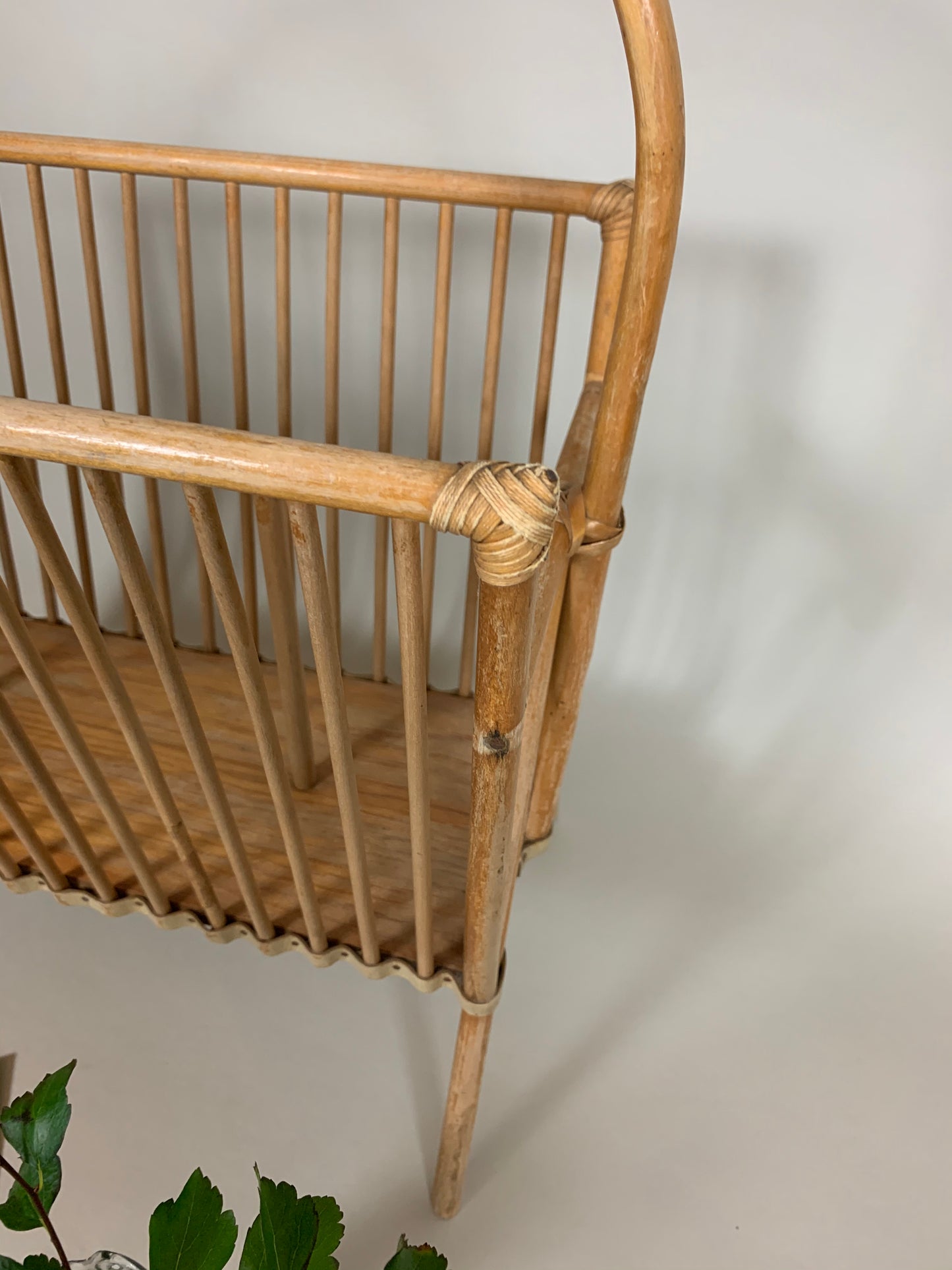 Tidningshållare i bambu