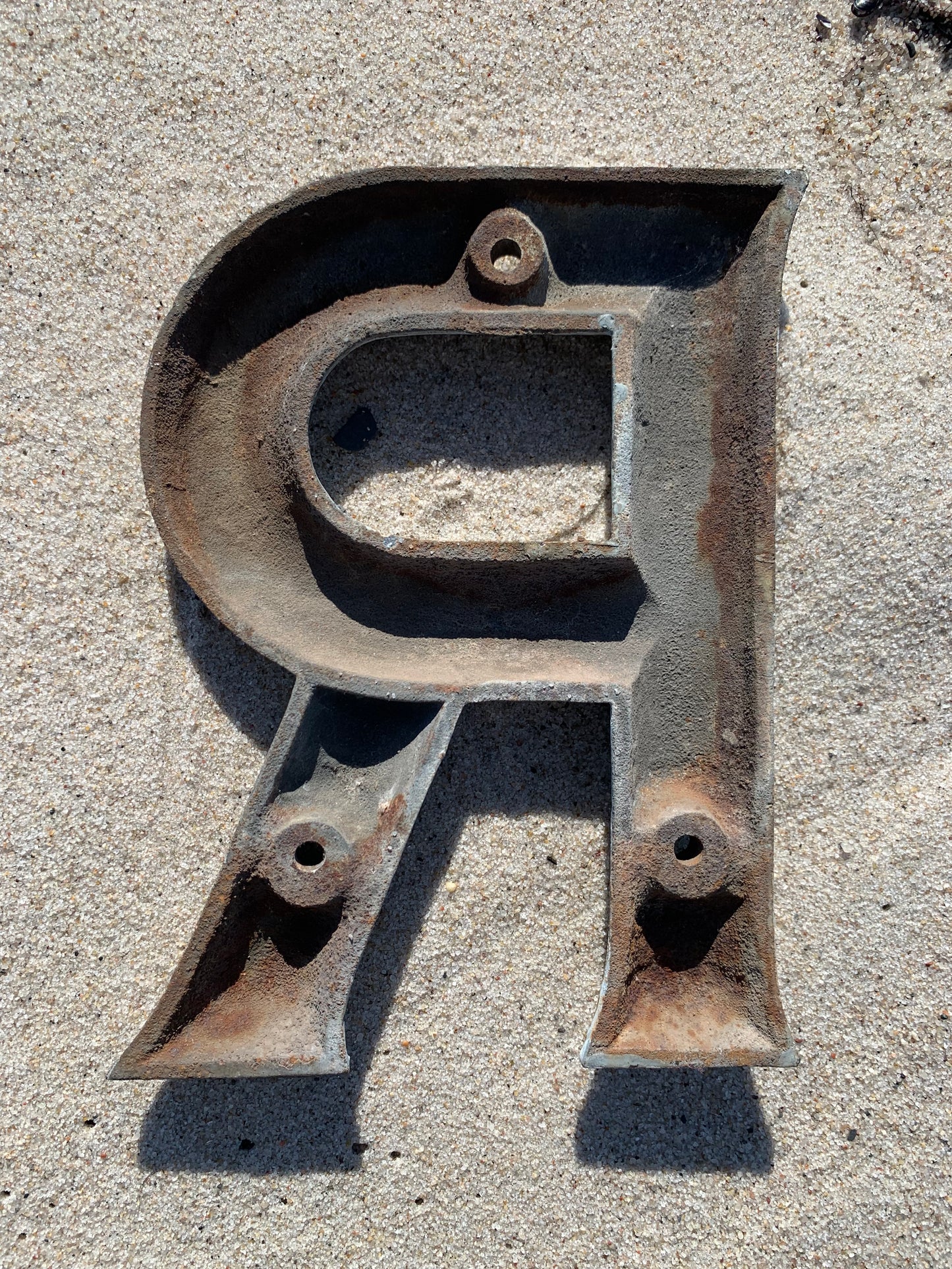 Bokstav - R