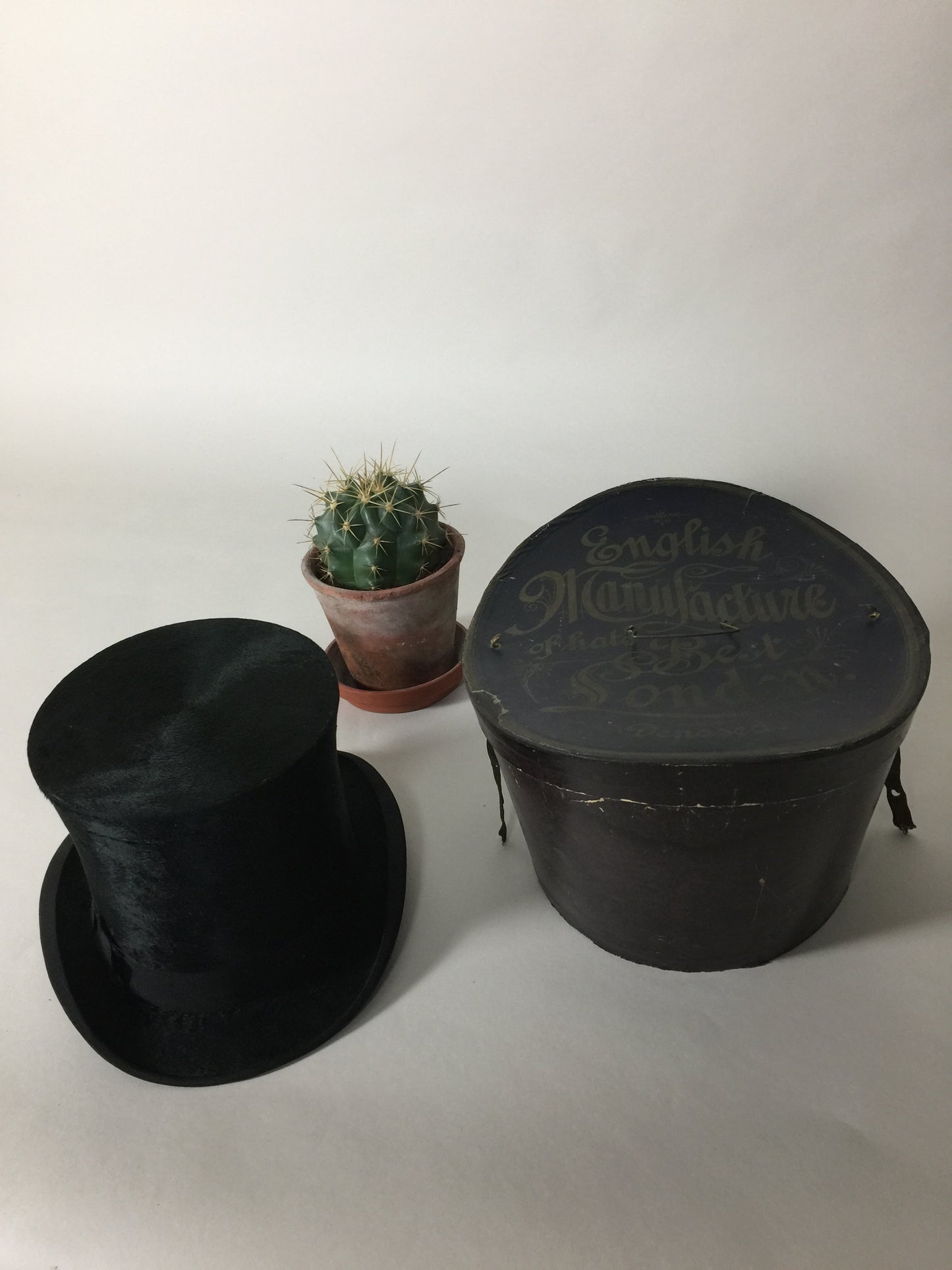 Fin topphatt i original hattkartong