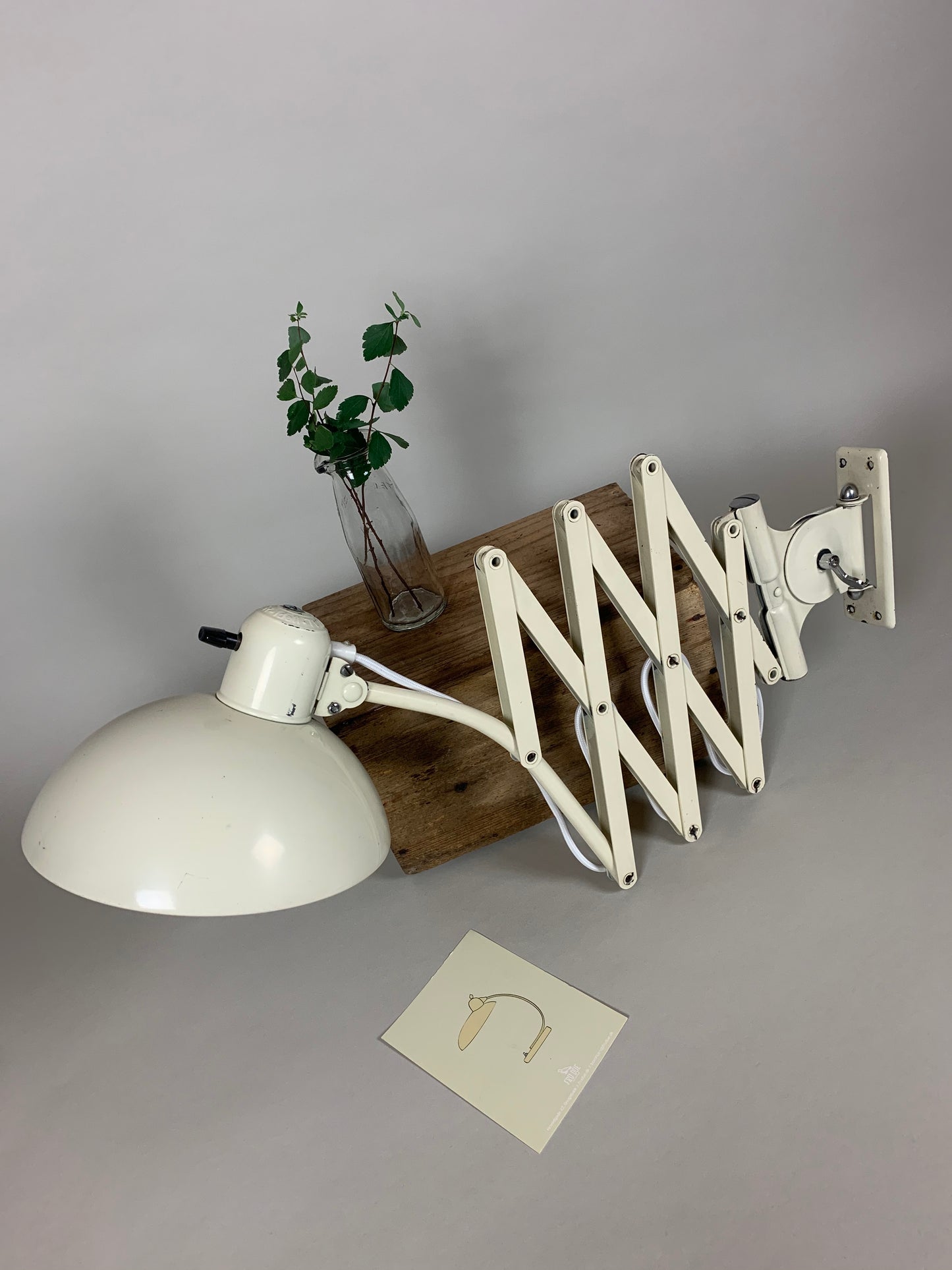 Kaiser Idell 6614 saxlampa - Den stora versionen