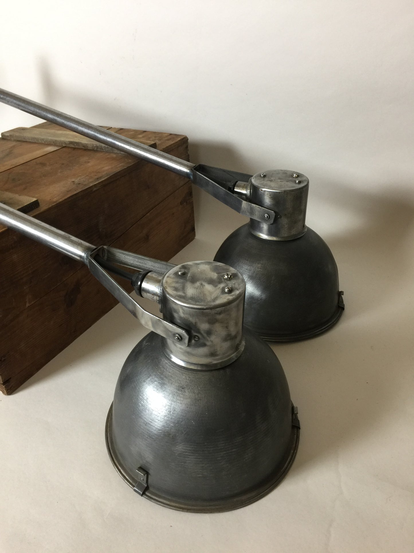 Vacker lampa med fin patina (priset är per styck)