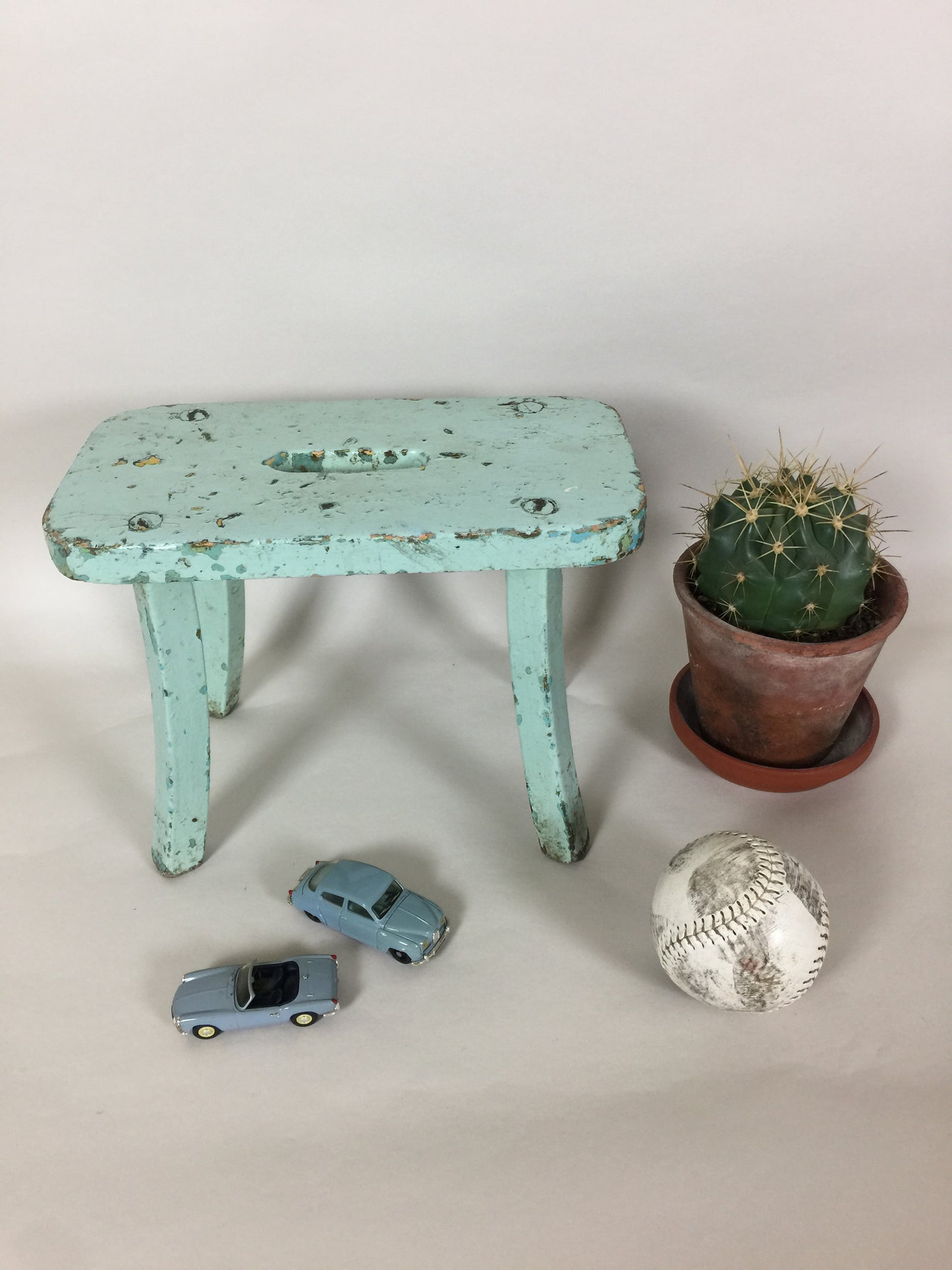 Liten pall med vacker patina