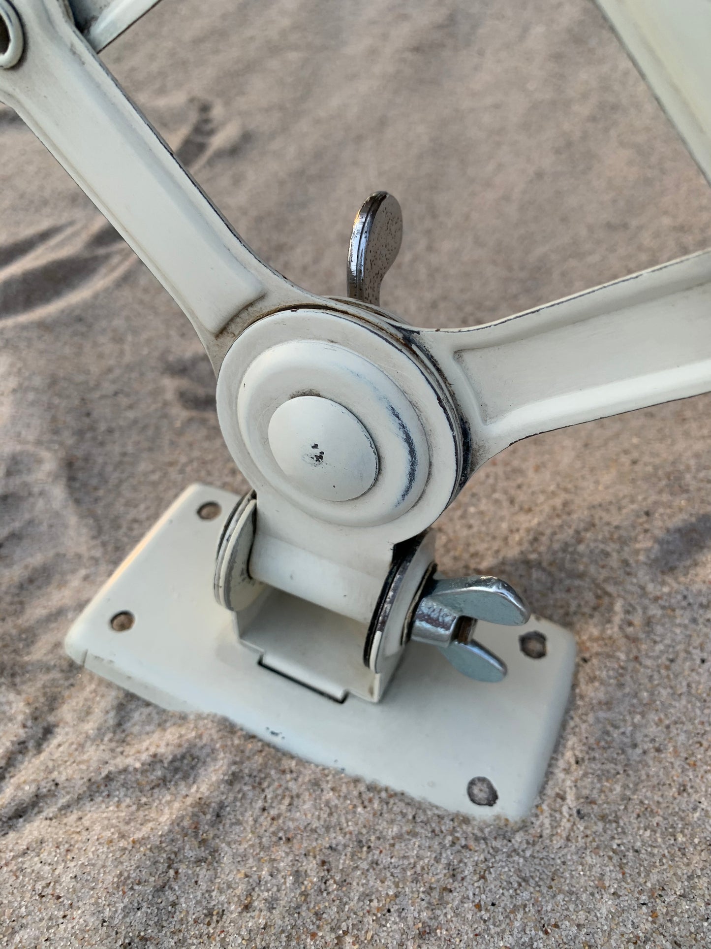 Kaiser Idell 6718 saxlampa - Vit