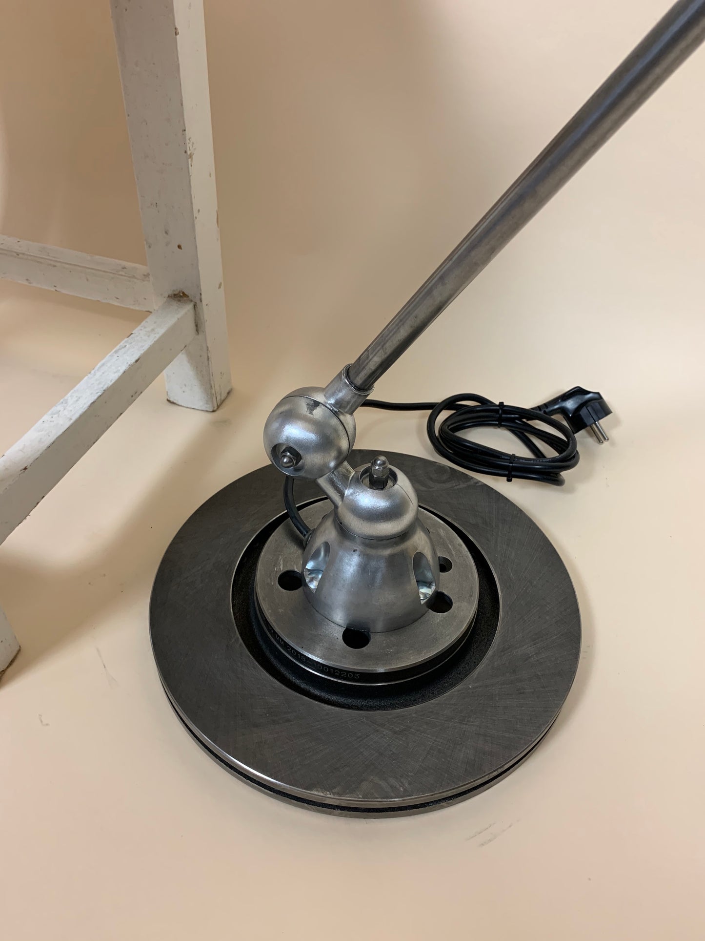 Vacker Jieldé golvlampa med 4 armar