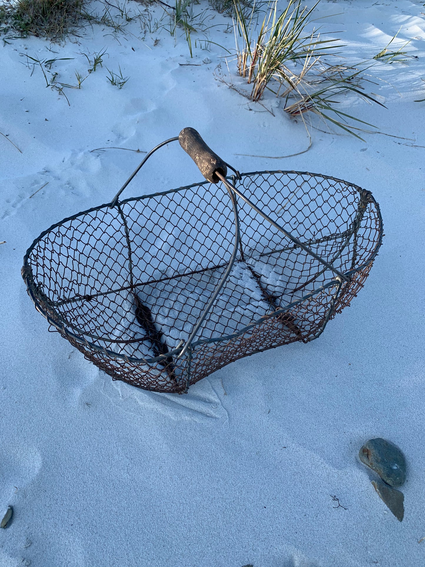Stor fransk trådkorg med handtag
