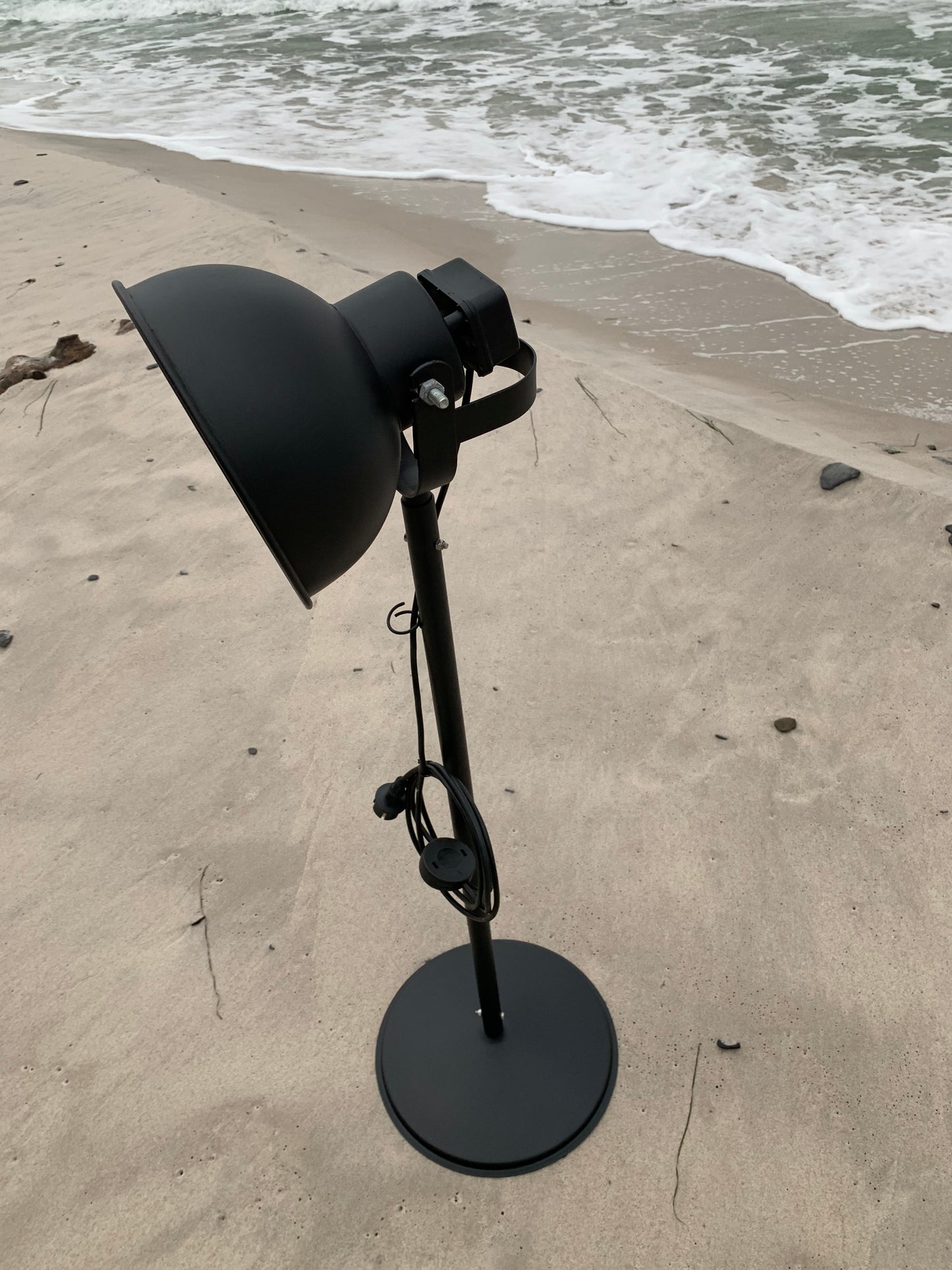 Industriell golvlampa