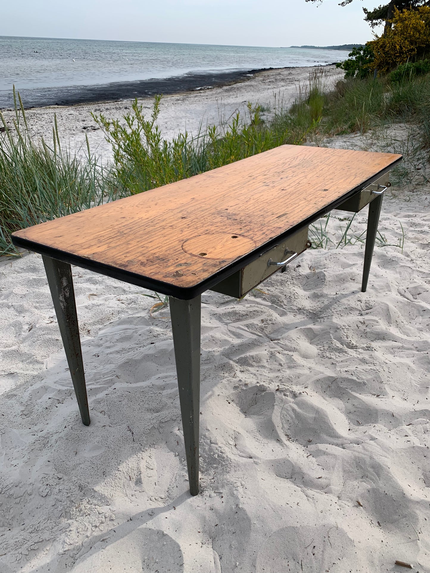 Industriellt bord