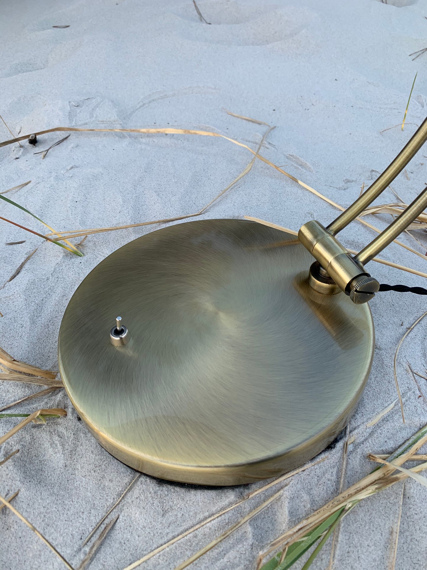 Honsel lampa - Priset är pr PCS.