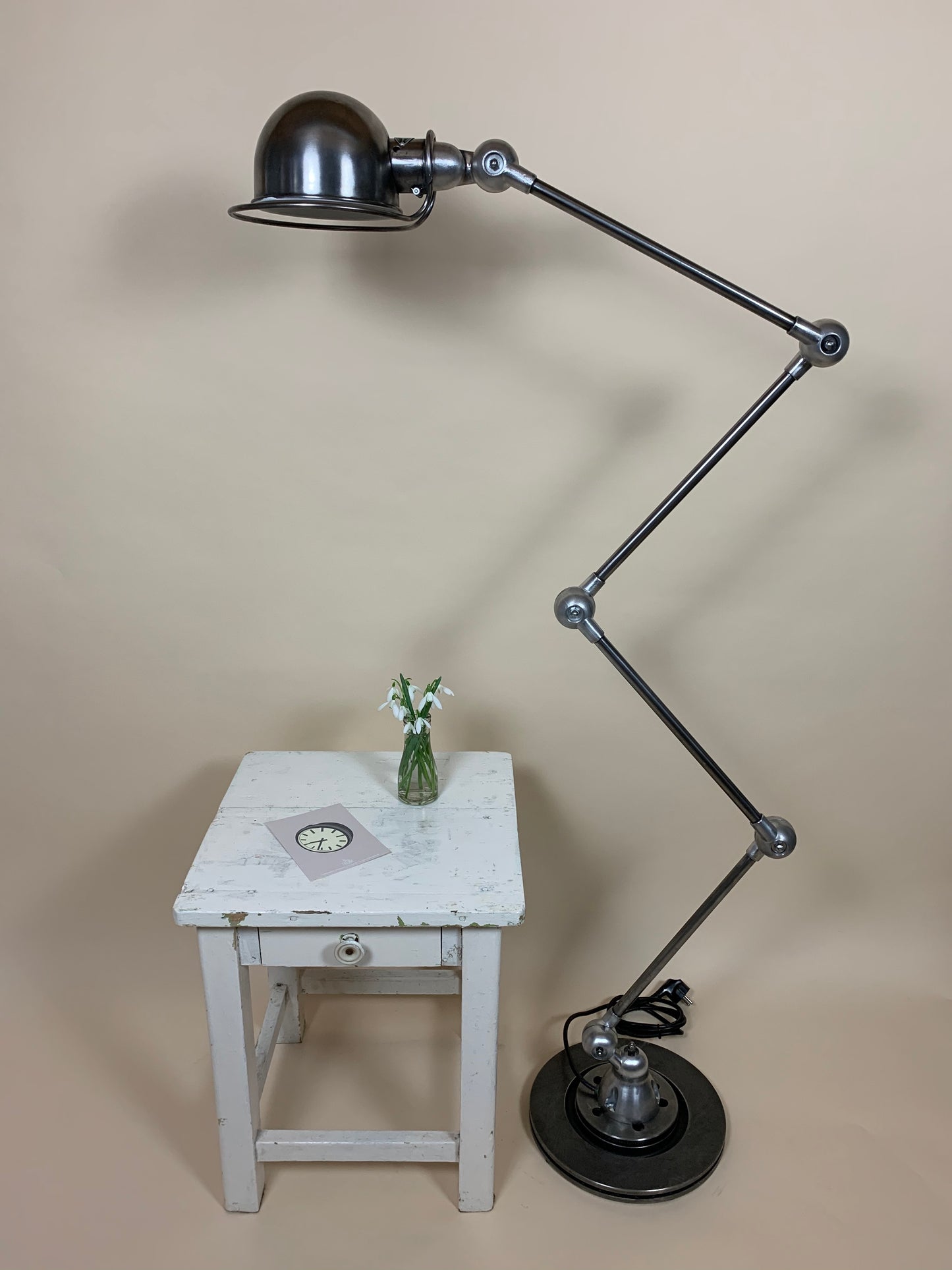 Vacker Jieldé golvlampa med 4 armar