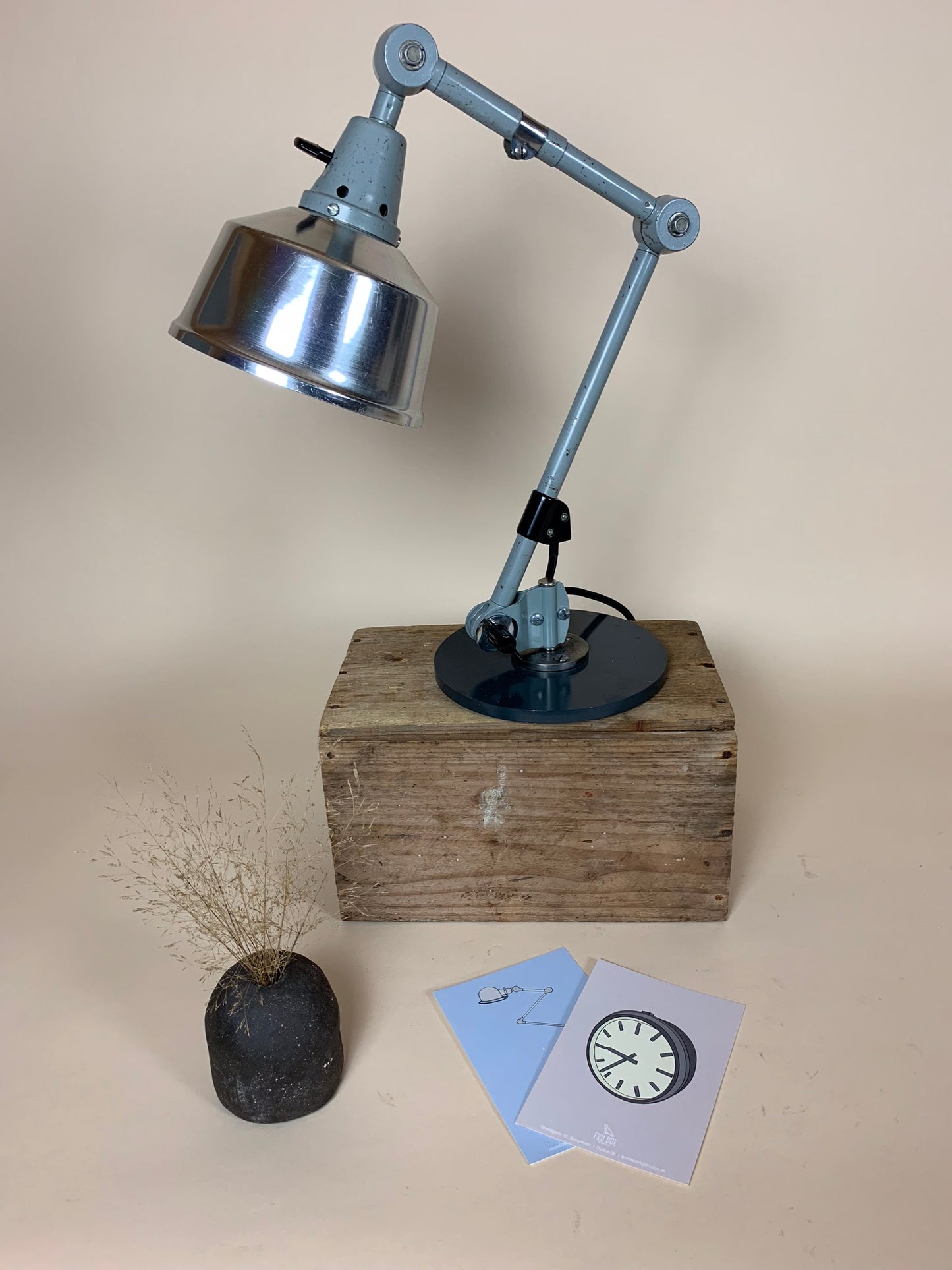 Midgard lampa - designad av Curt Fischer på 1920-talet