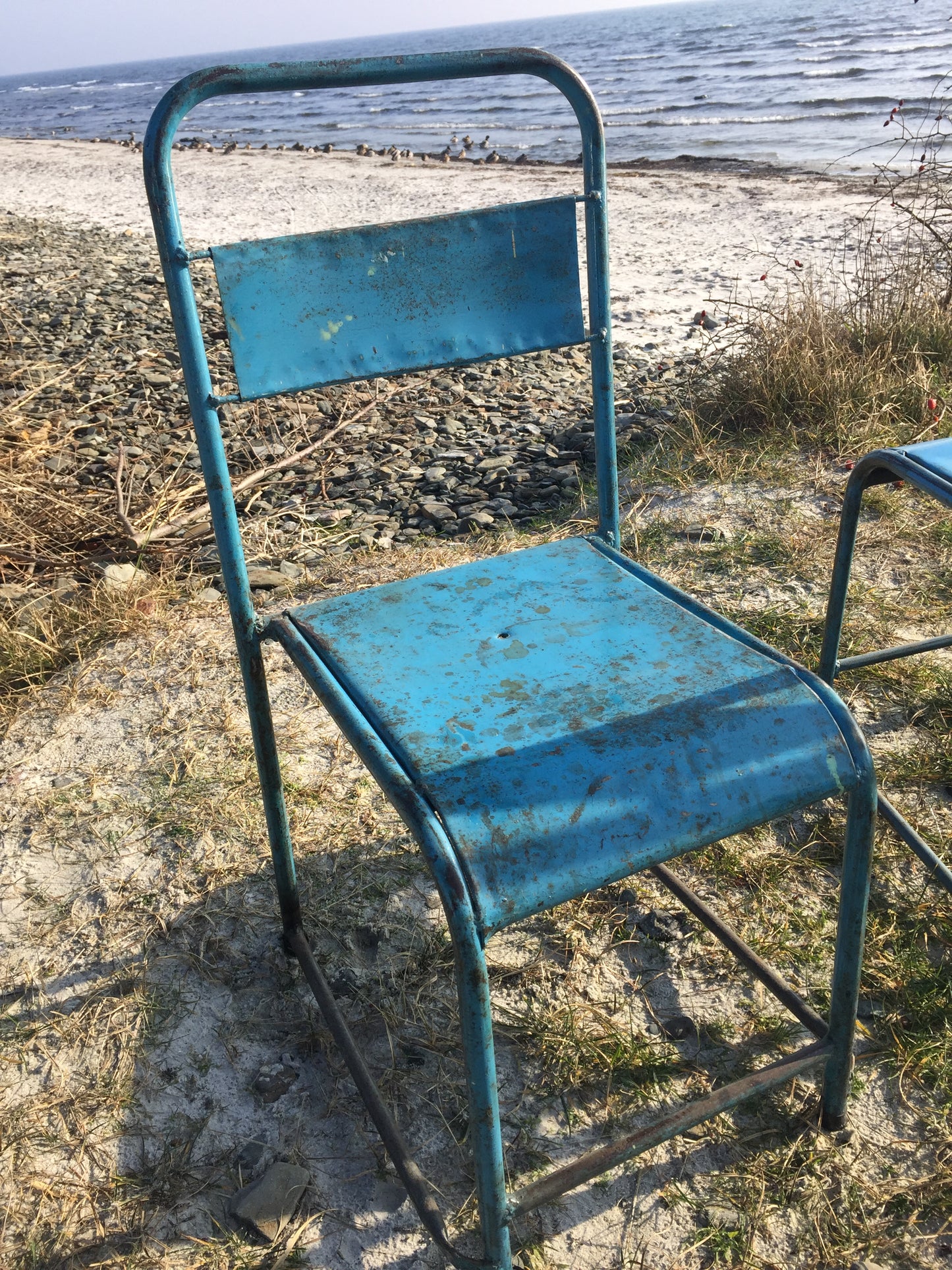 Vacker laststol i metall (Priset är per styck)