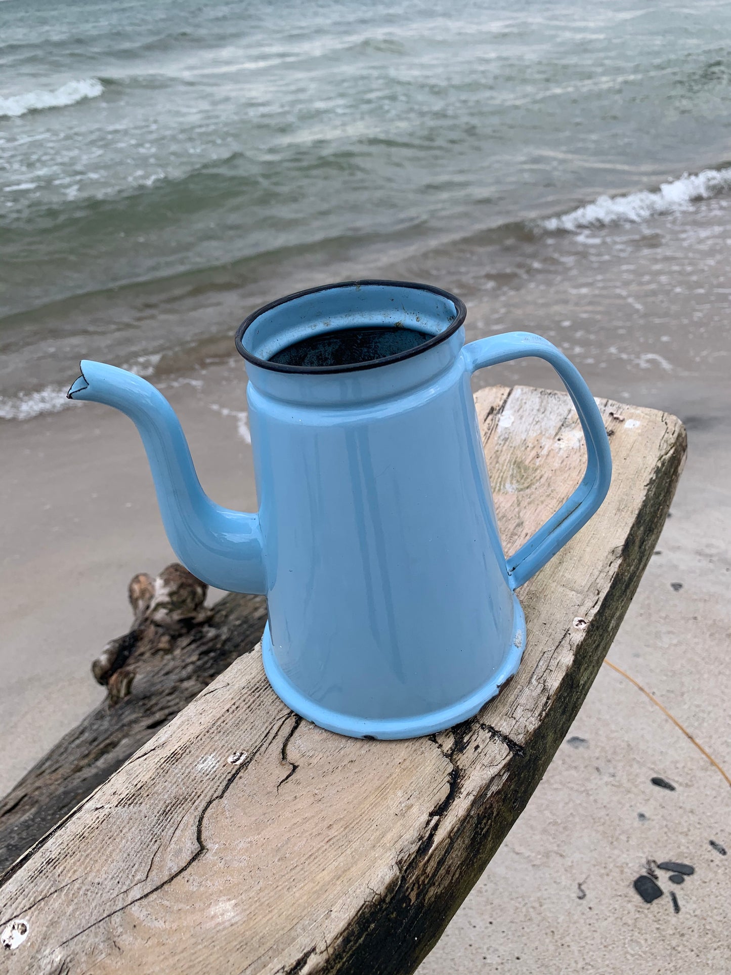Emaljkanna från Glud och Marstrand