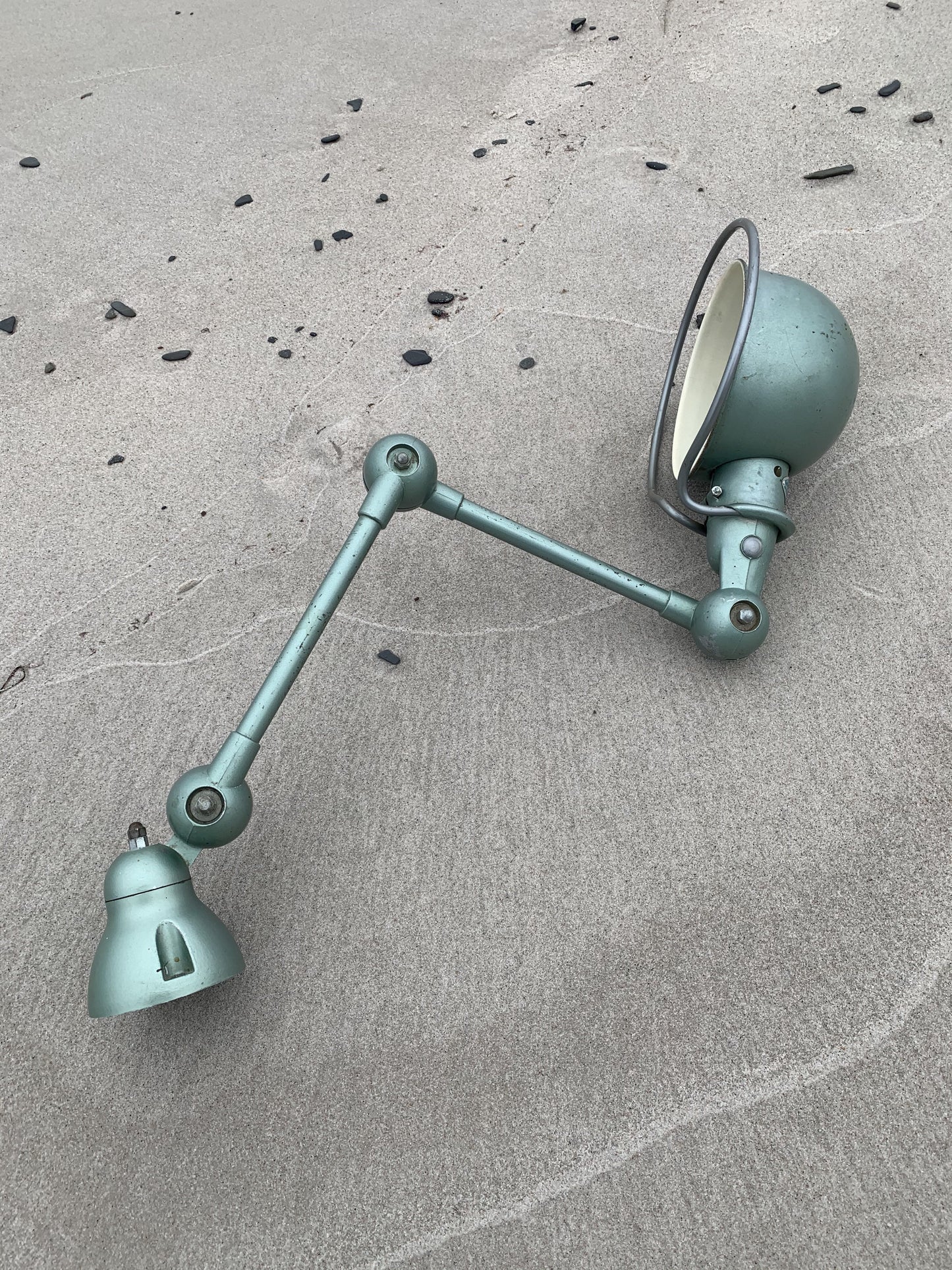 Jieldé vägglampa med två armar - Grön