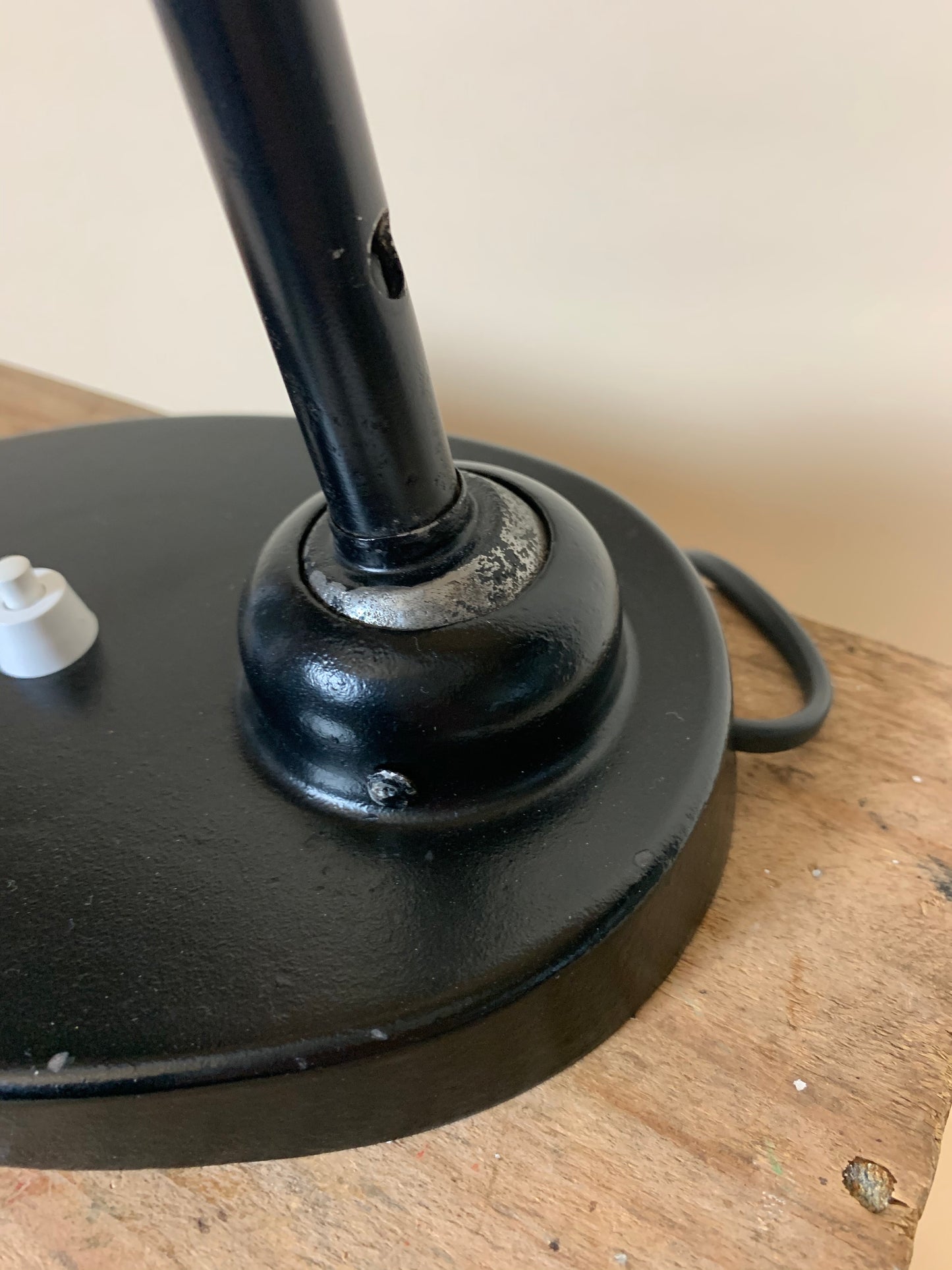 Lampa designad av Christian Dell för Bünte und Remmler
