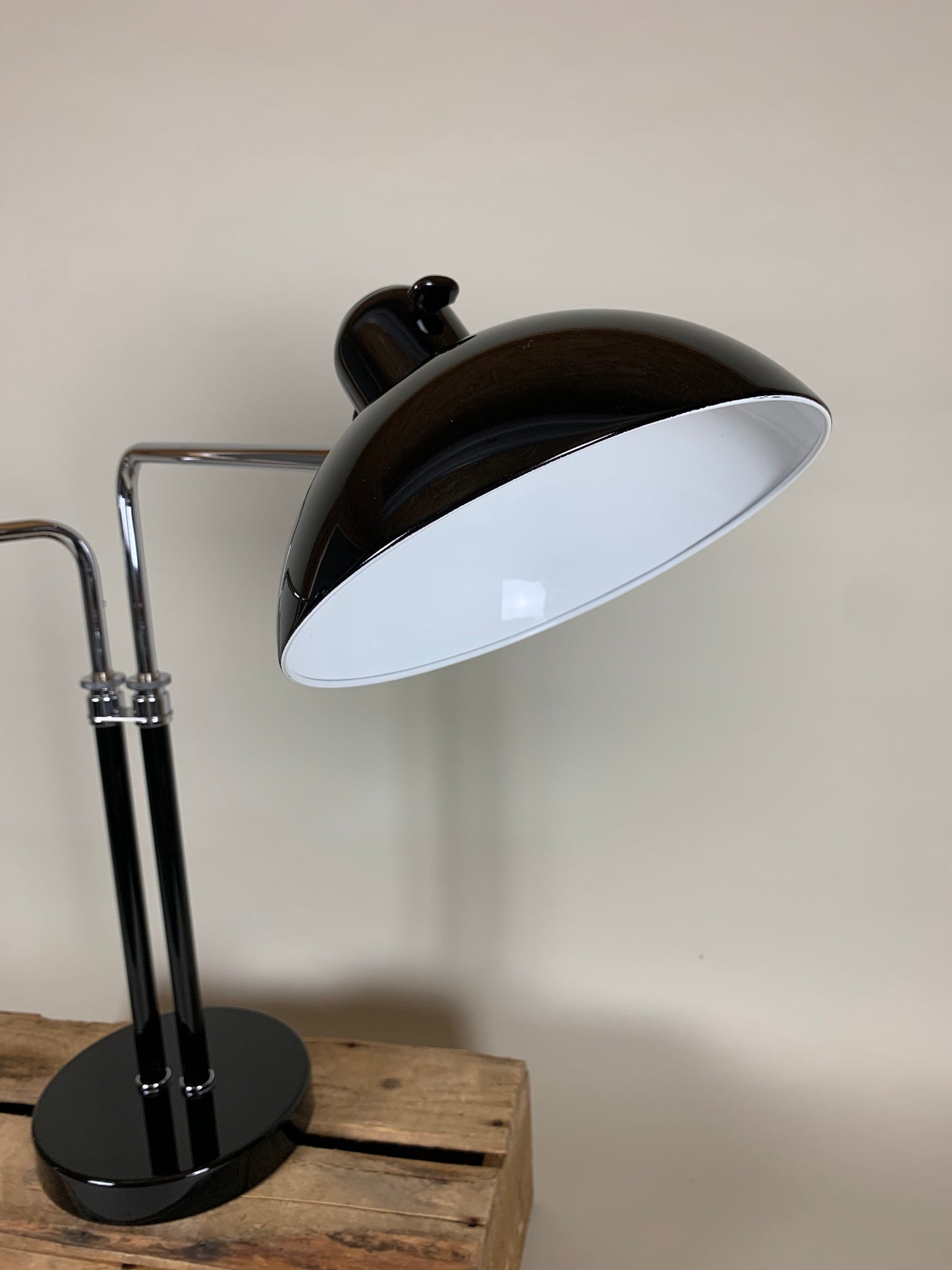 Kaiser Idell 6580 - Dubbel bordslampa