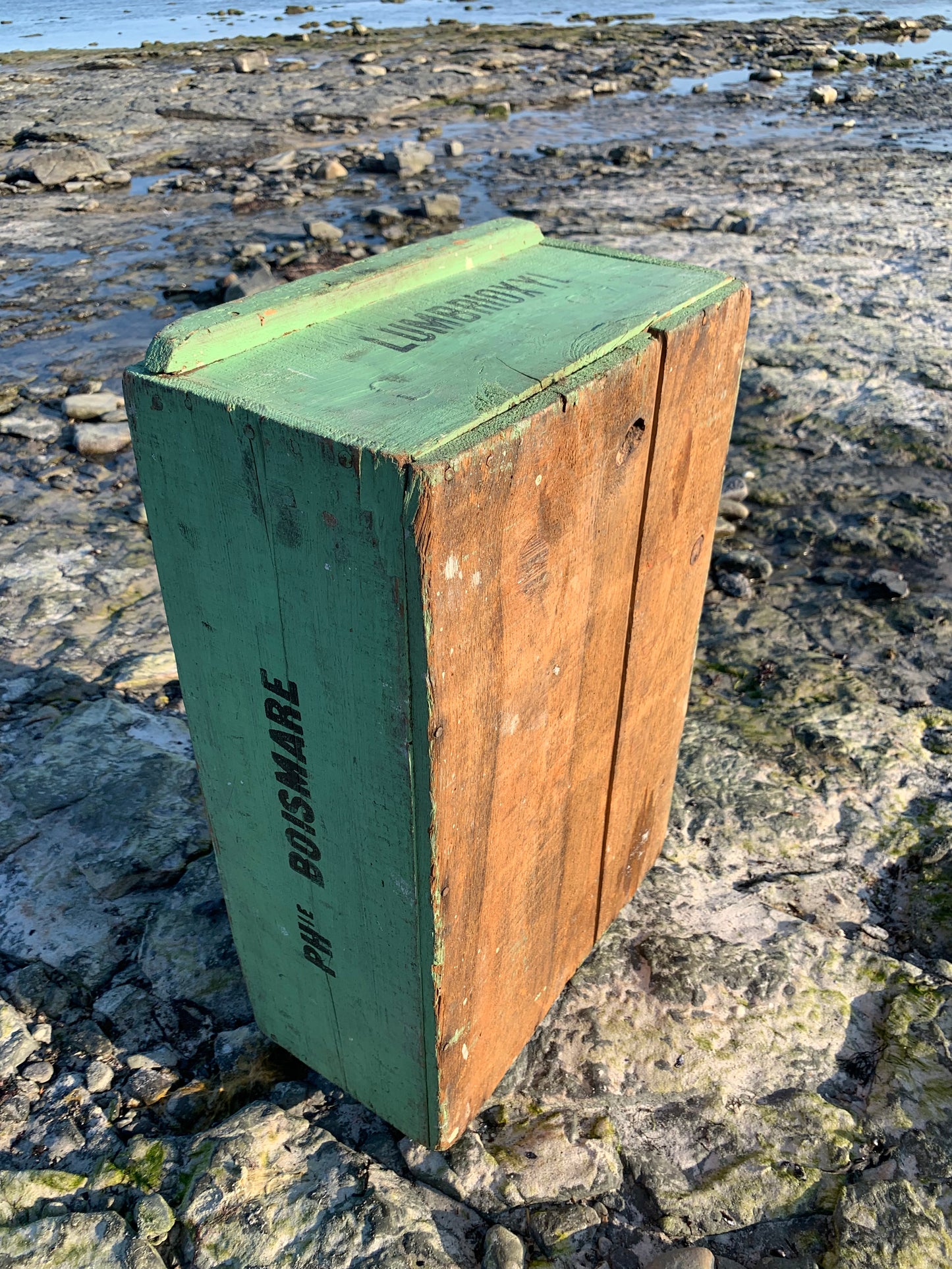 Fransk trälåda med tryck