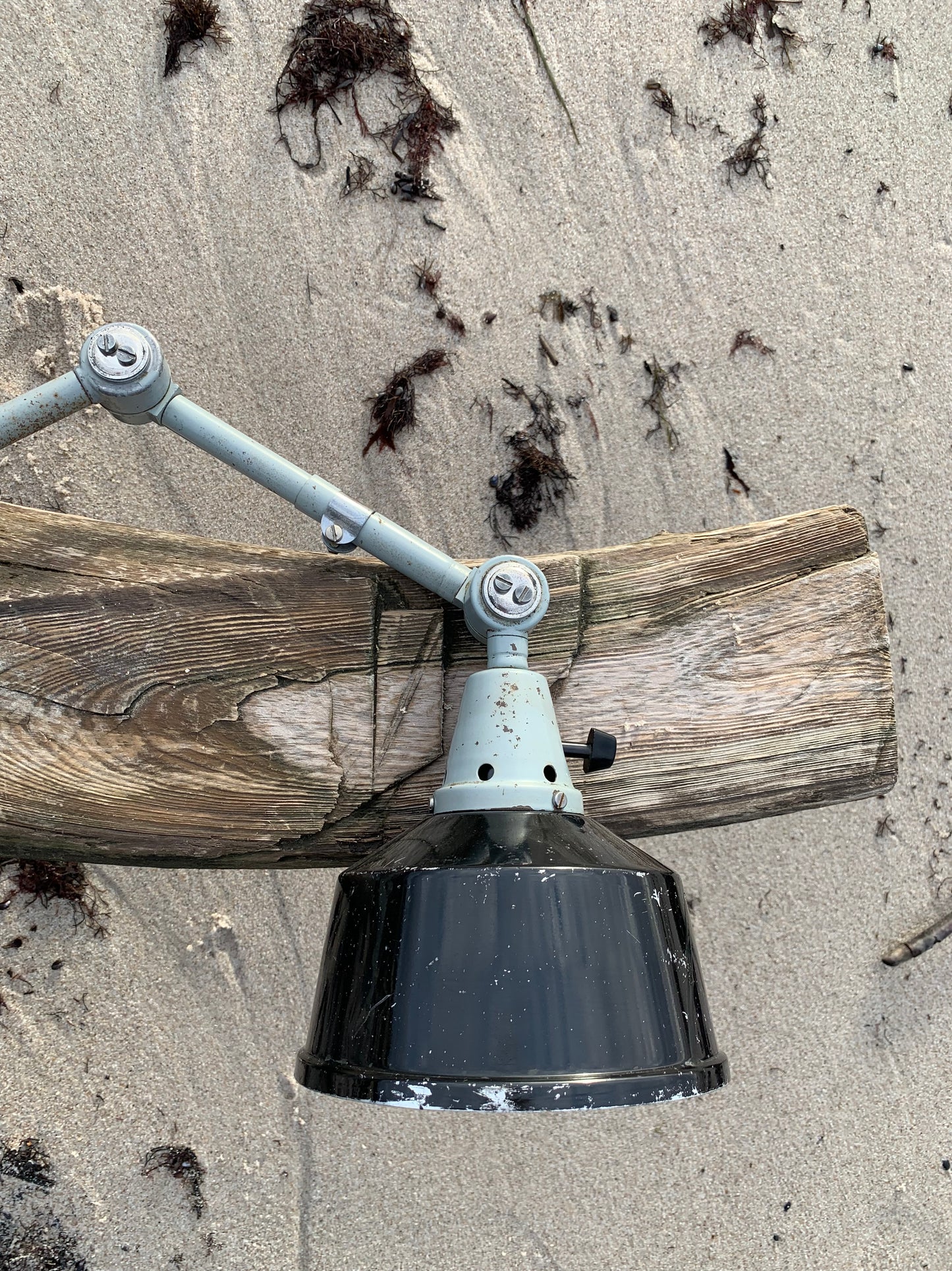 Midgard lampa av Curt Fischer
