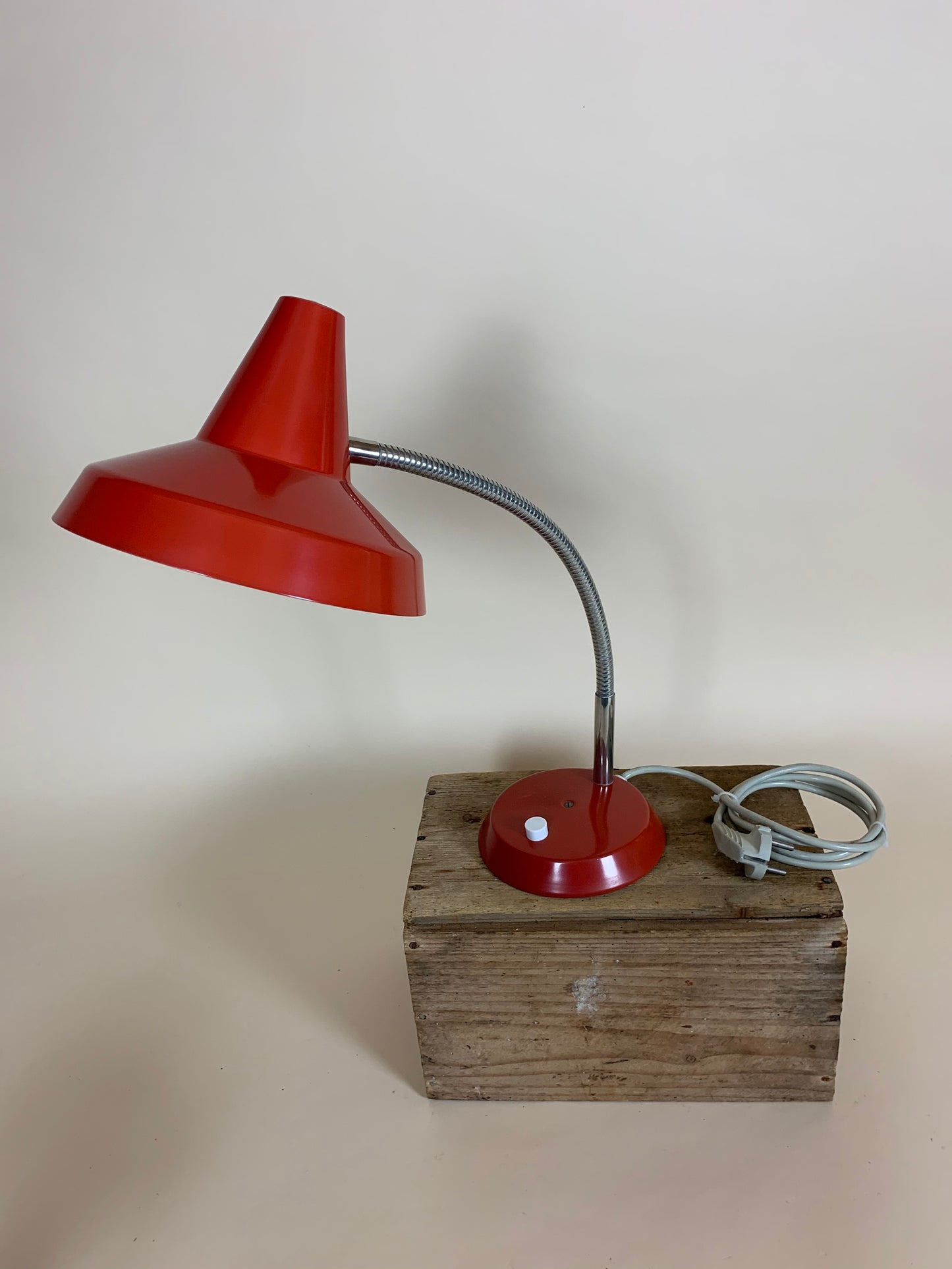 Röd retro lampa