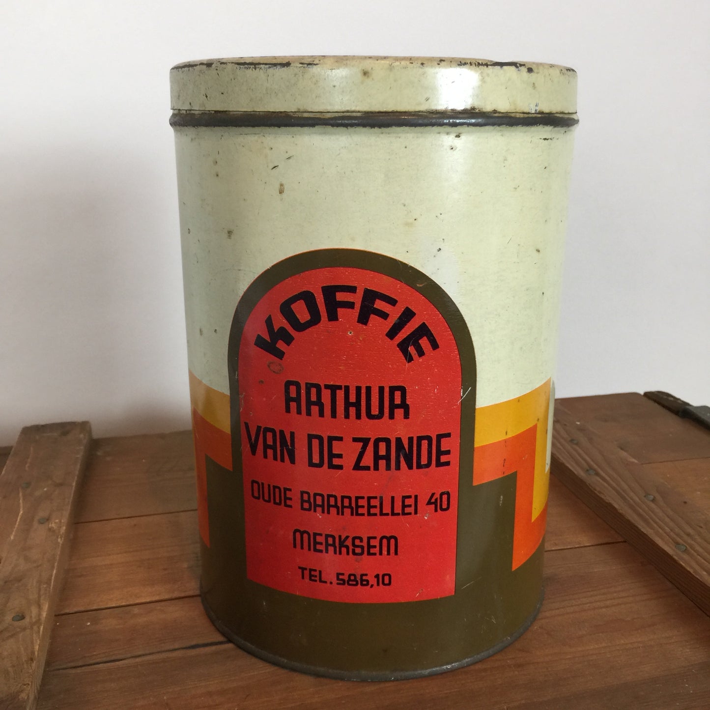 Gammal fin kaffeburk från Belgien