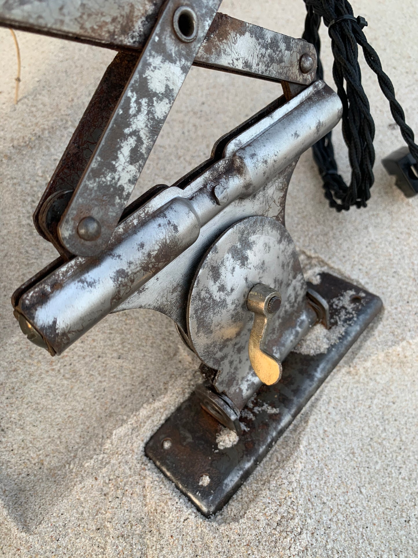 Kaiser Idell 6614 Super saxlampa - råversion