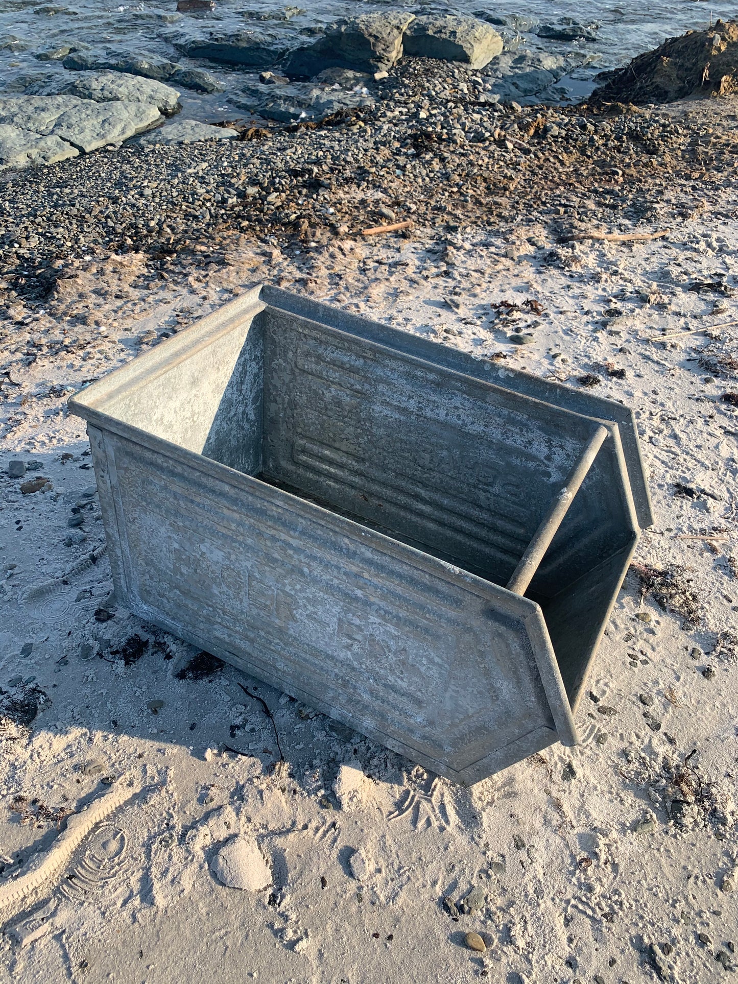 Stor Shhäfer metalllåda